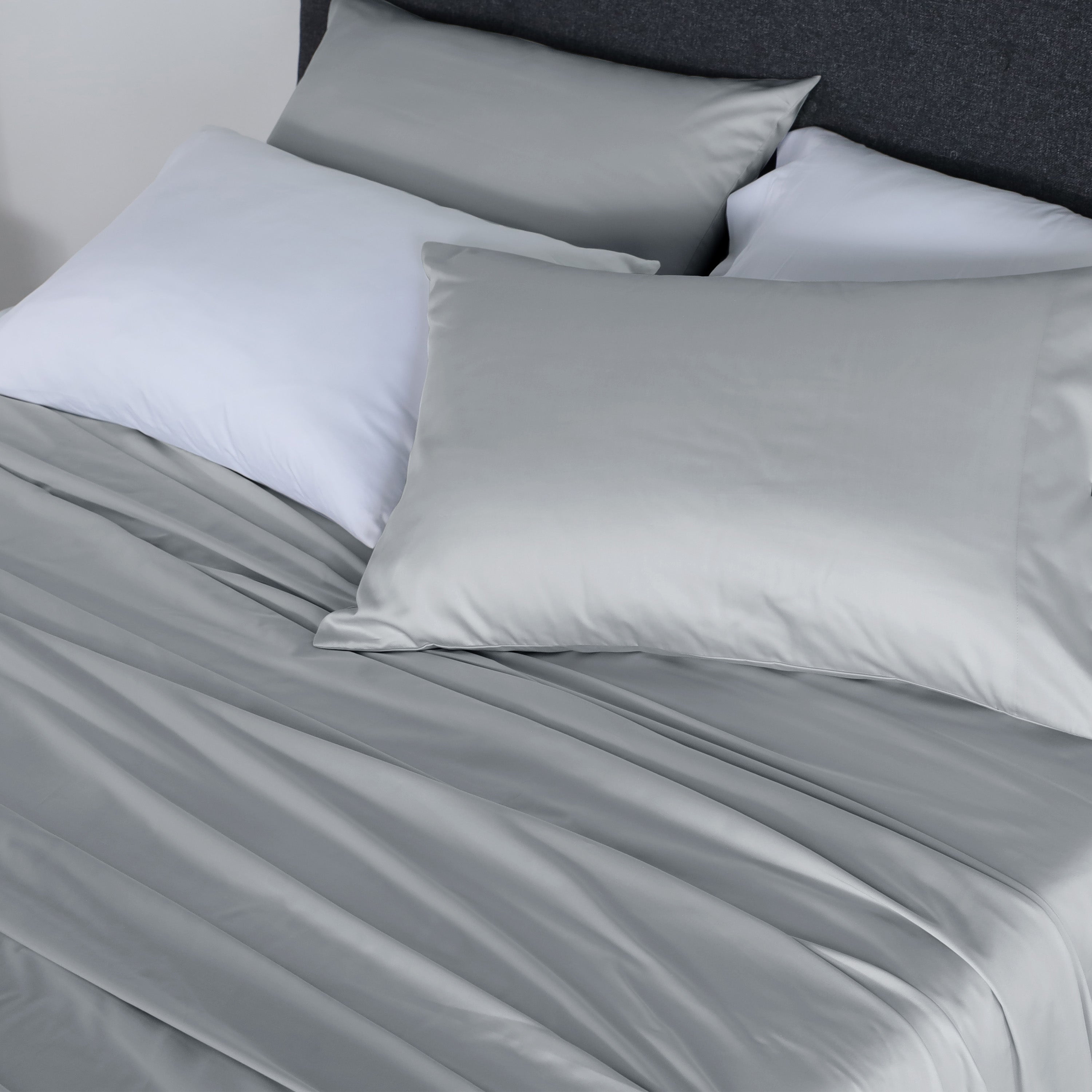 Martex-Brrr-SheetSet-T300-Solid-Grey-Overhead-DETAIL-3000px.jpg