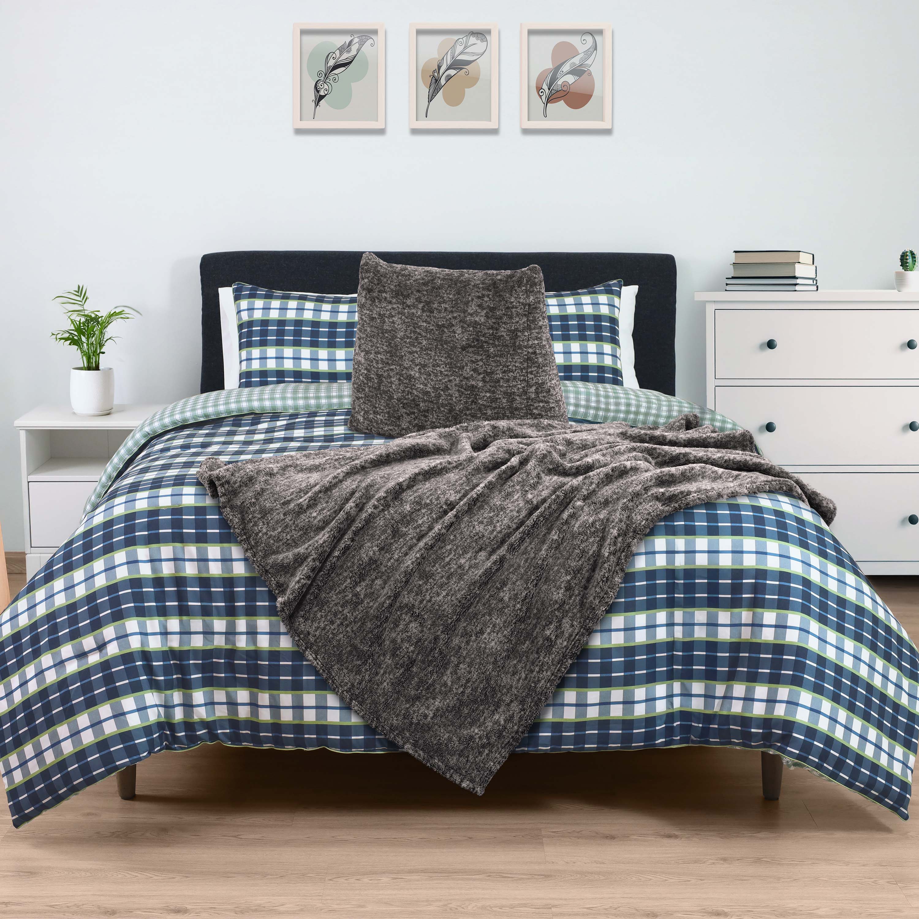 Martex-EasyLiving-RuneWedgePillow-Gray-HeadOn-Group-3000px.jpg