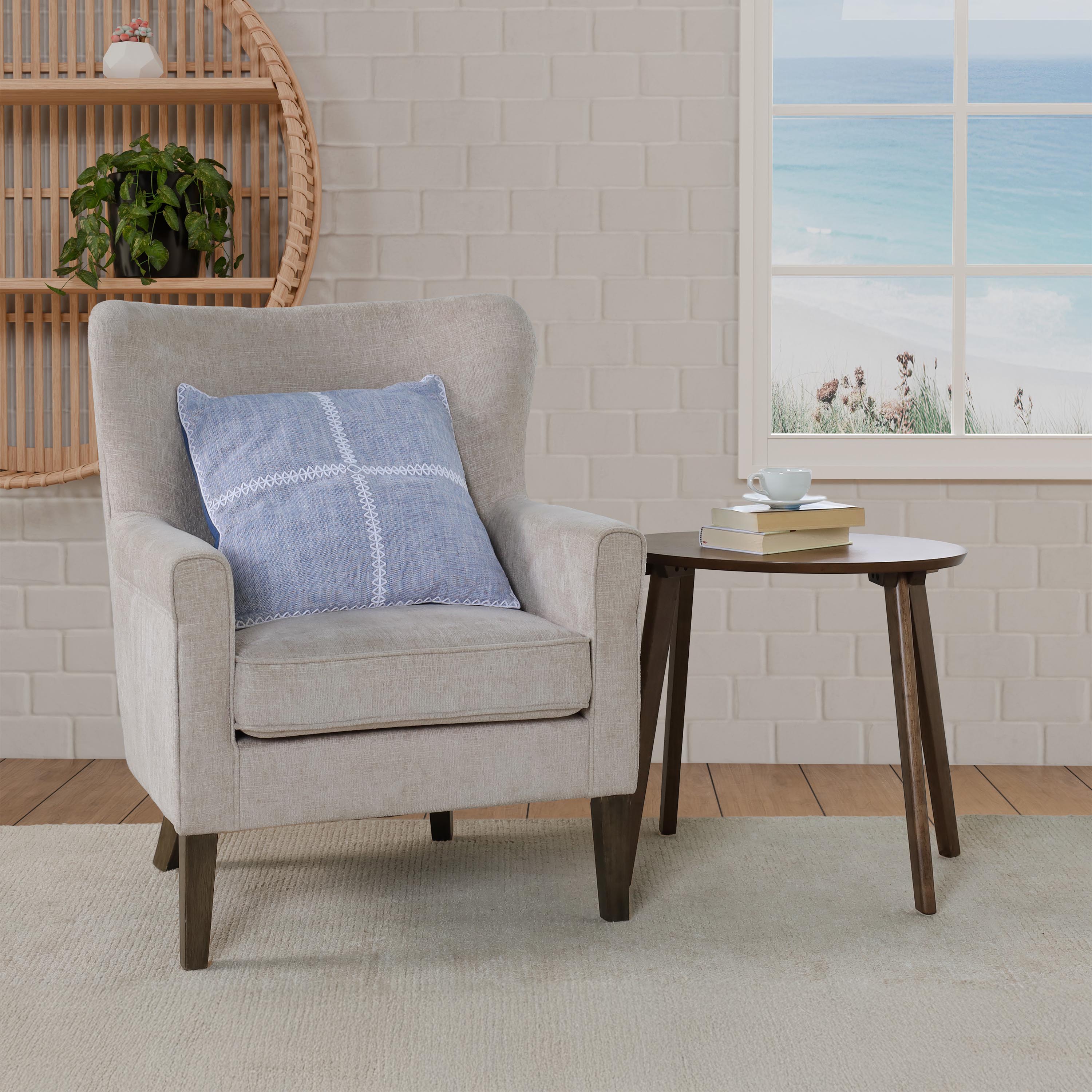 ST-Isla-DecPillow-Chair-1to1.jpg