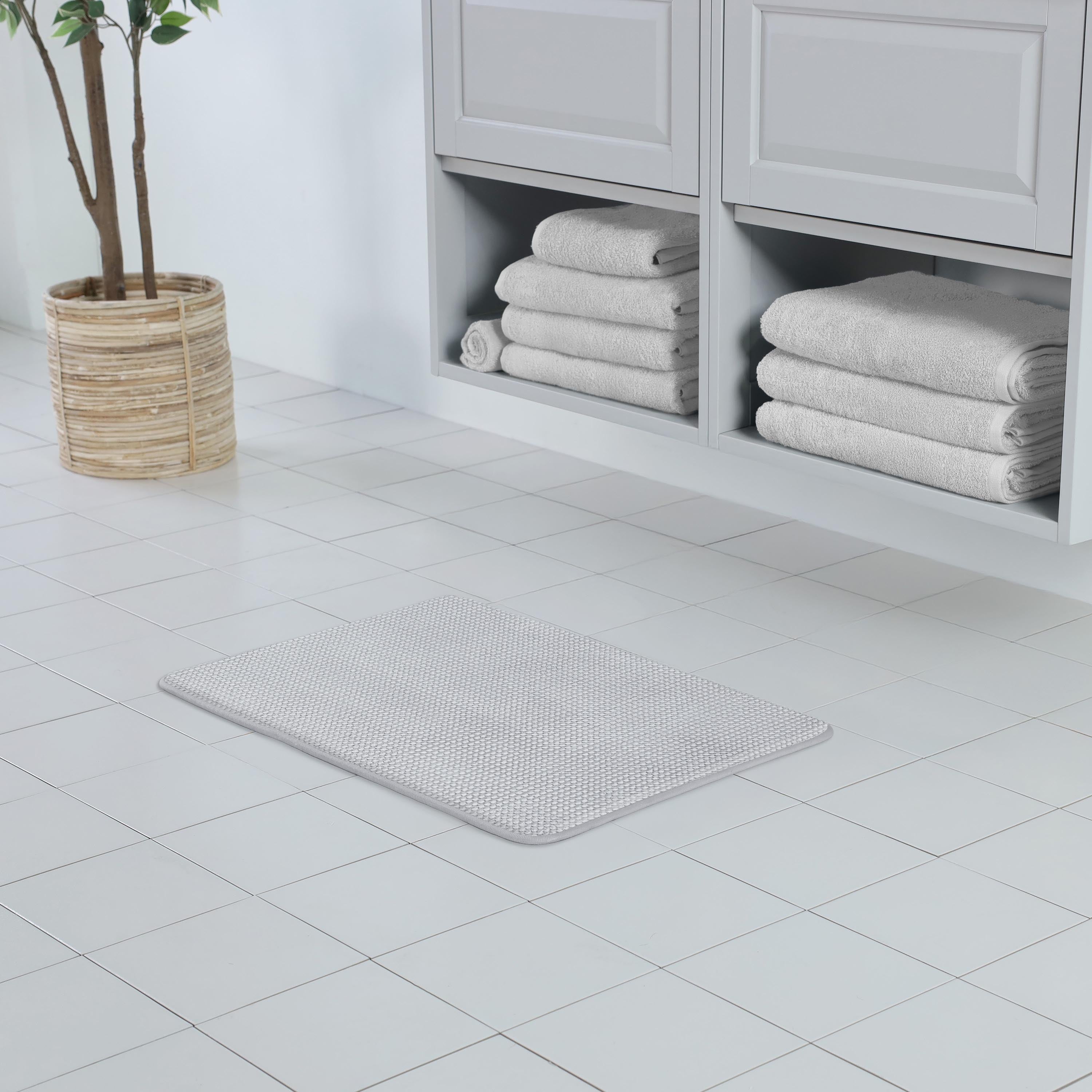 Vellux-Bliss-MemoryFoam-BathRug-Grey-20x30in-MAIN-3000px.jpg