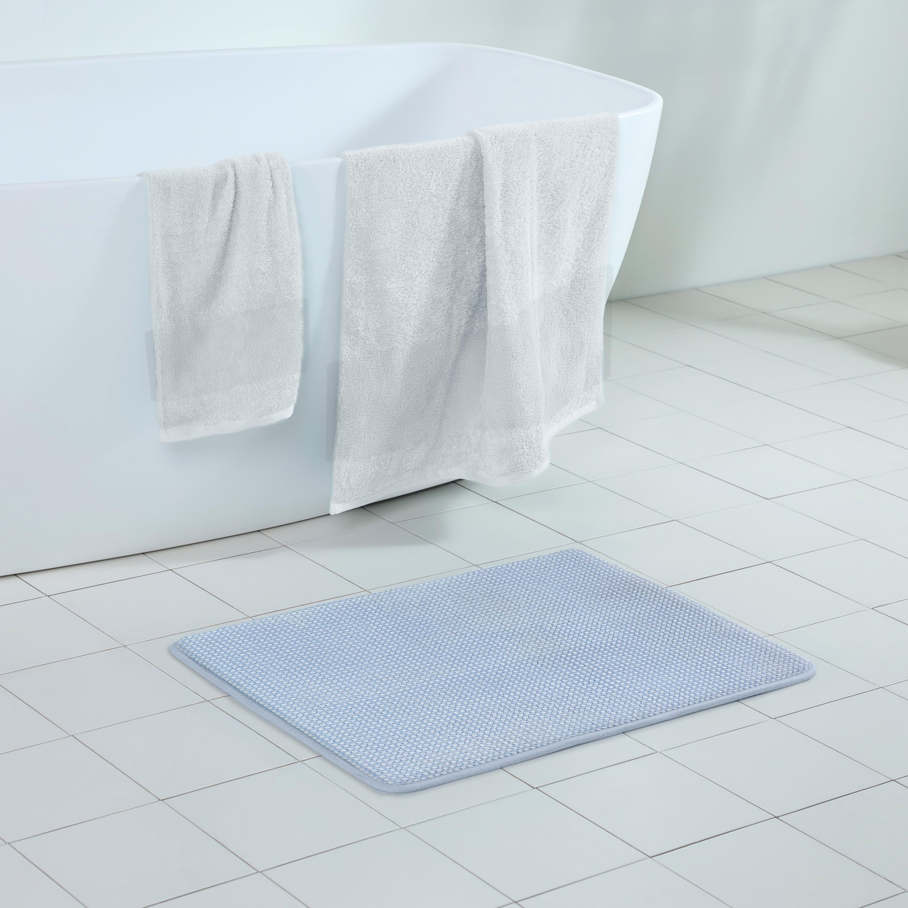 Vellux-Bliss-MemoryFoam-BathRug-SeaBlue-20x30in-Angle-3000px.jpg