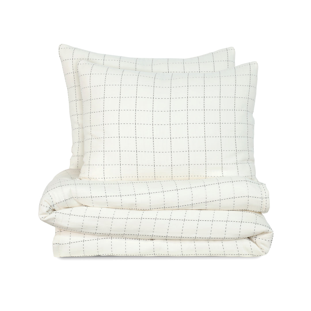 Vellux-CoverletSet-Yukon-Ivory-Stack-SILO-3000px.jpg