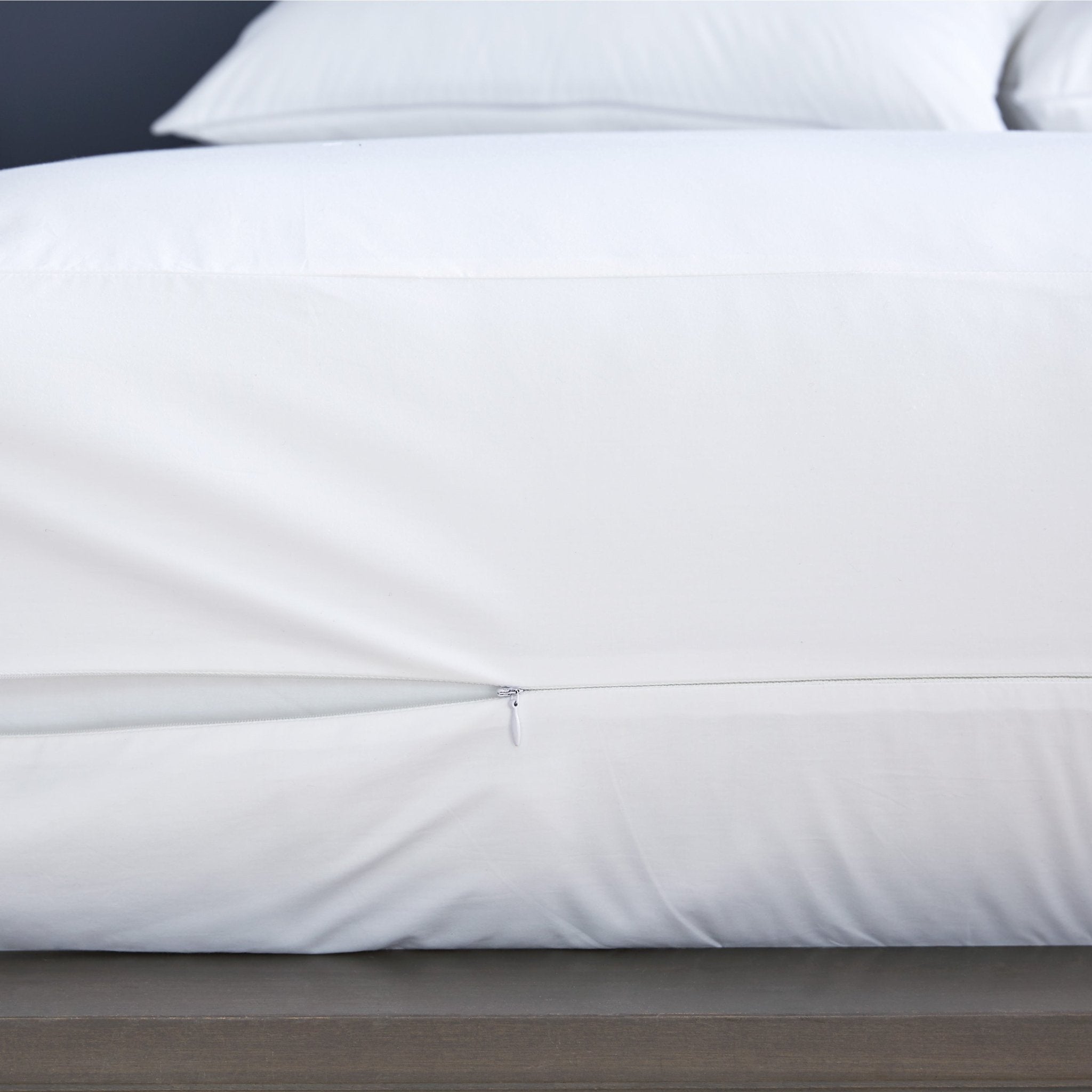 Clean Design Home Anti-Allergen 300 Thread Count Mattress Protector