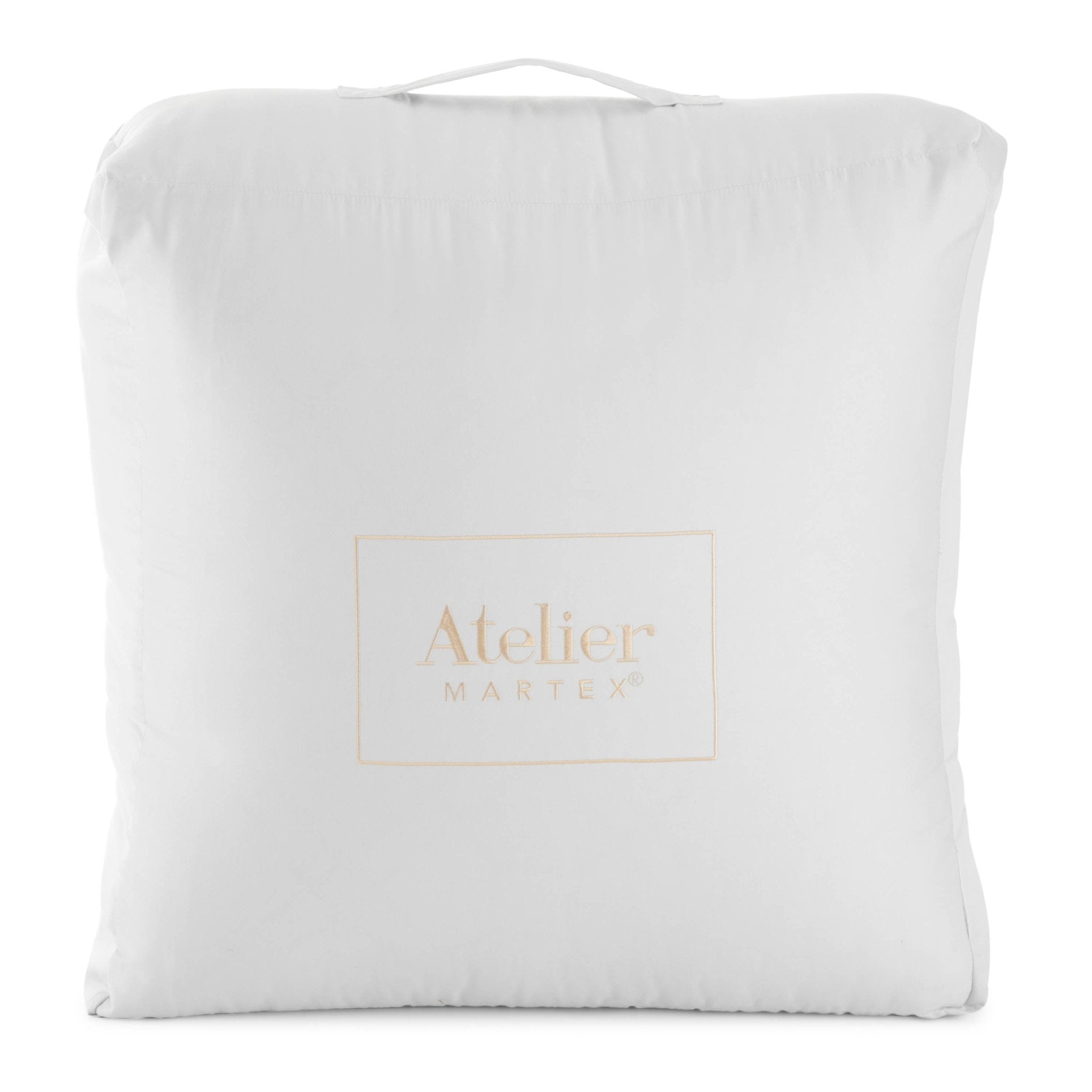 Package comforter with 'Atelier Martex' branding on a white background