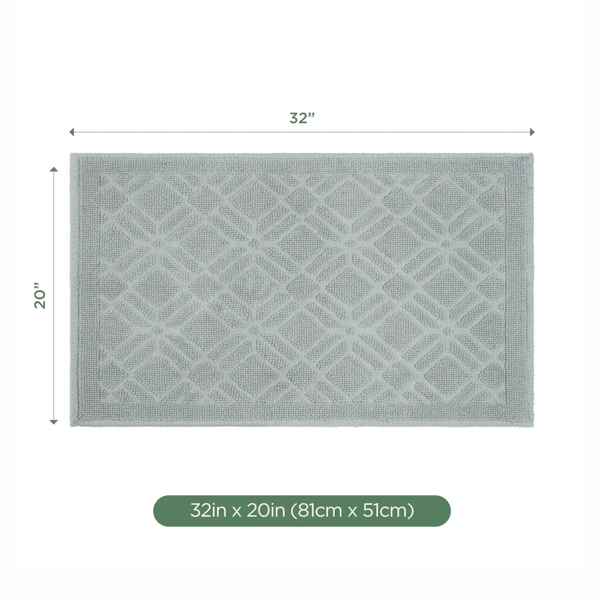 Gray bath rug with geometric pattern and measurements on a white background