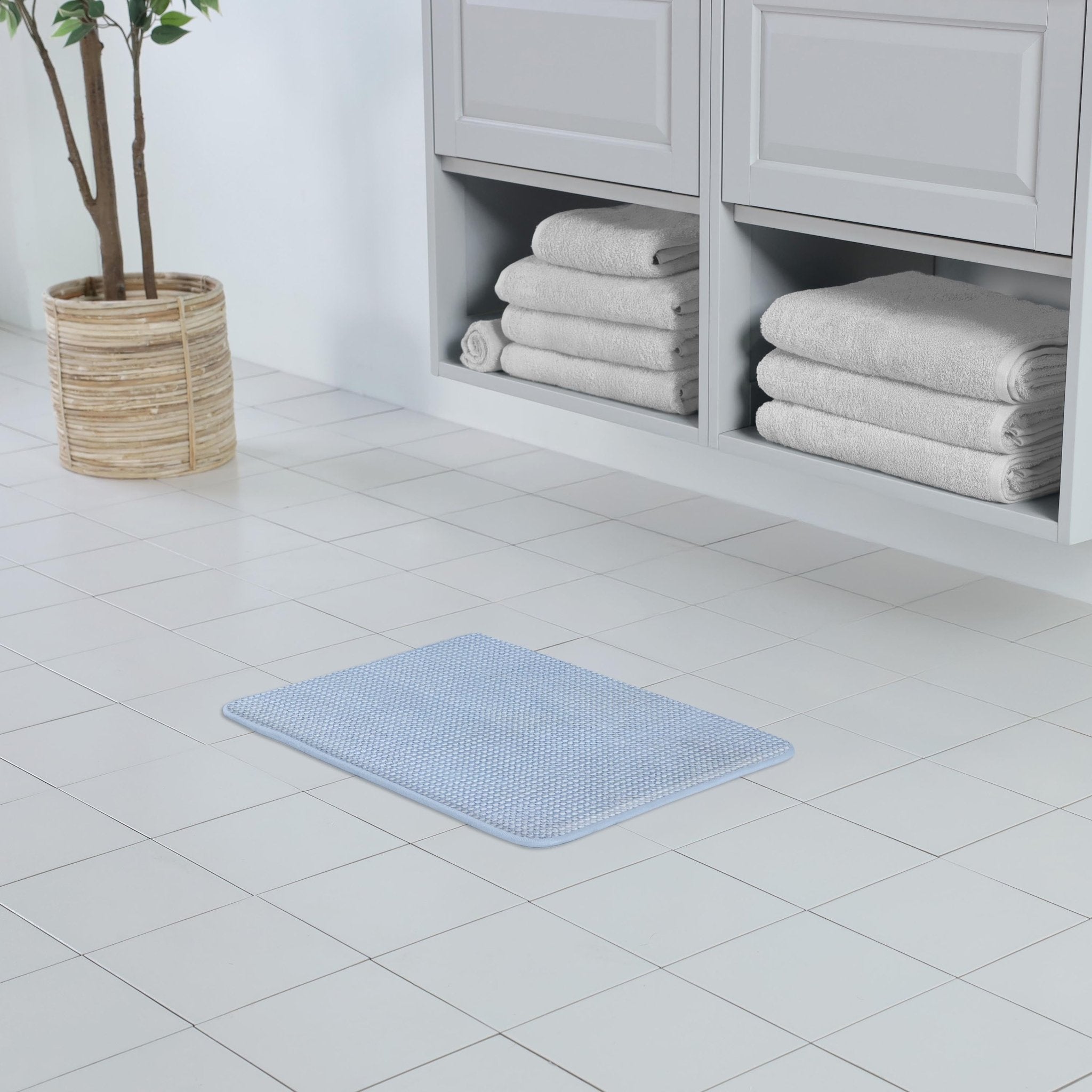 Vellux Bliss Non-Skid Backing Memory Foam Bath Rug