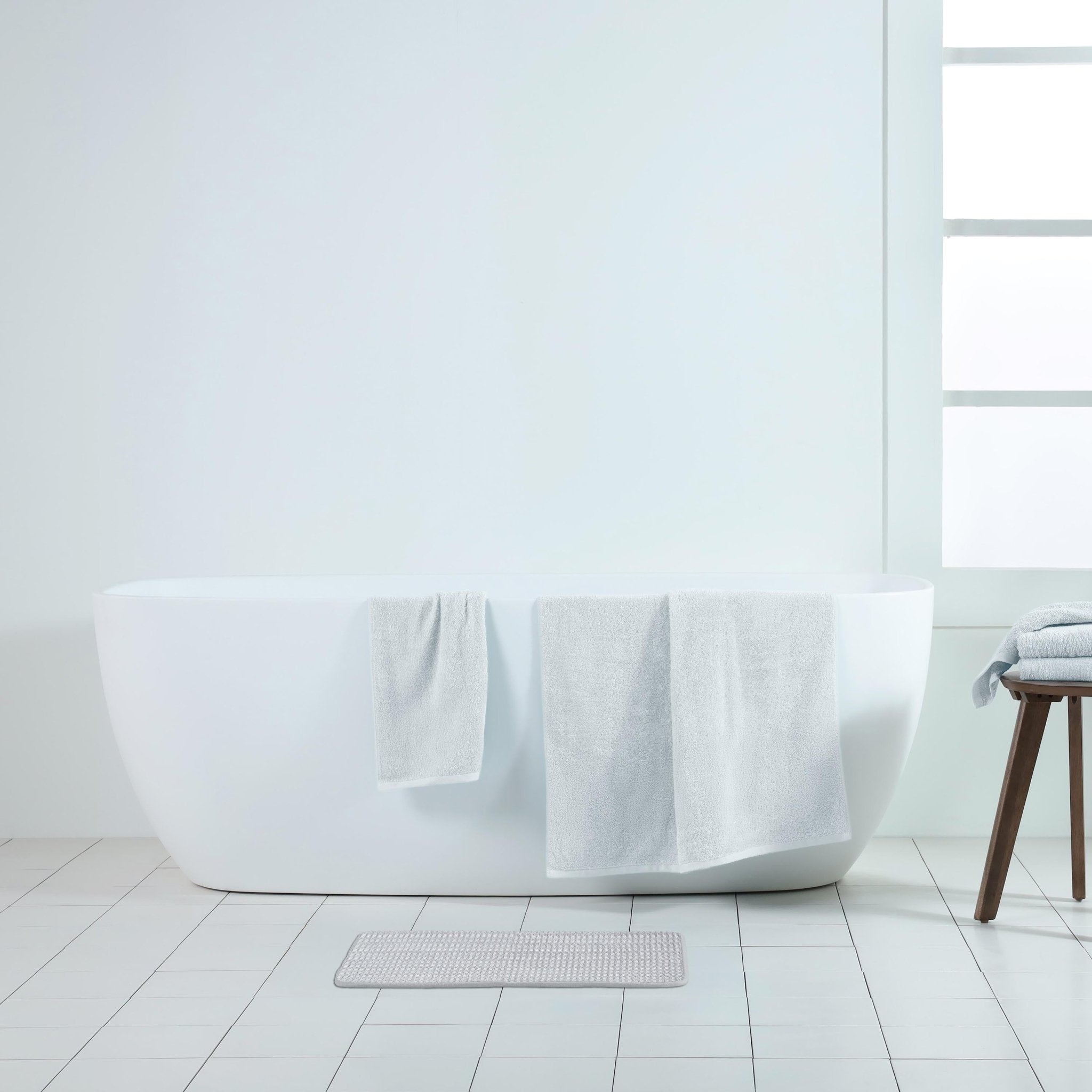 Vellux Bliss Non-Skid Backing Memory Foam Bath Rug