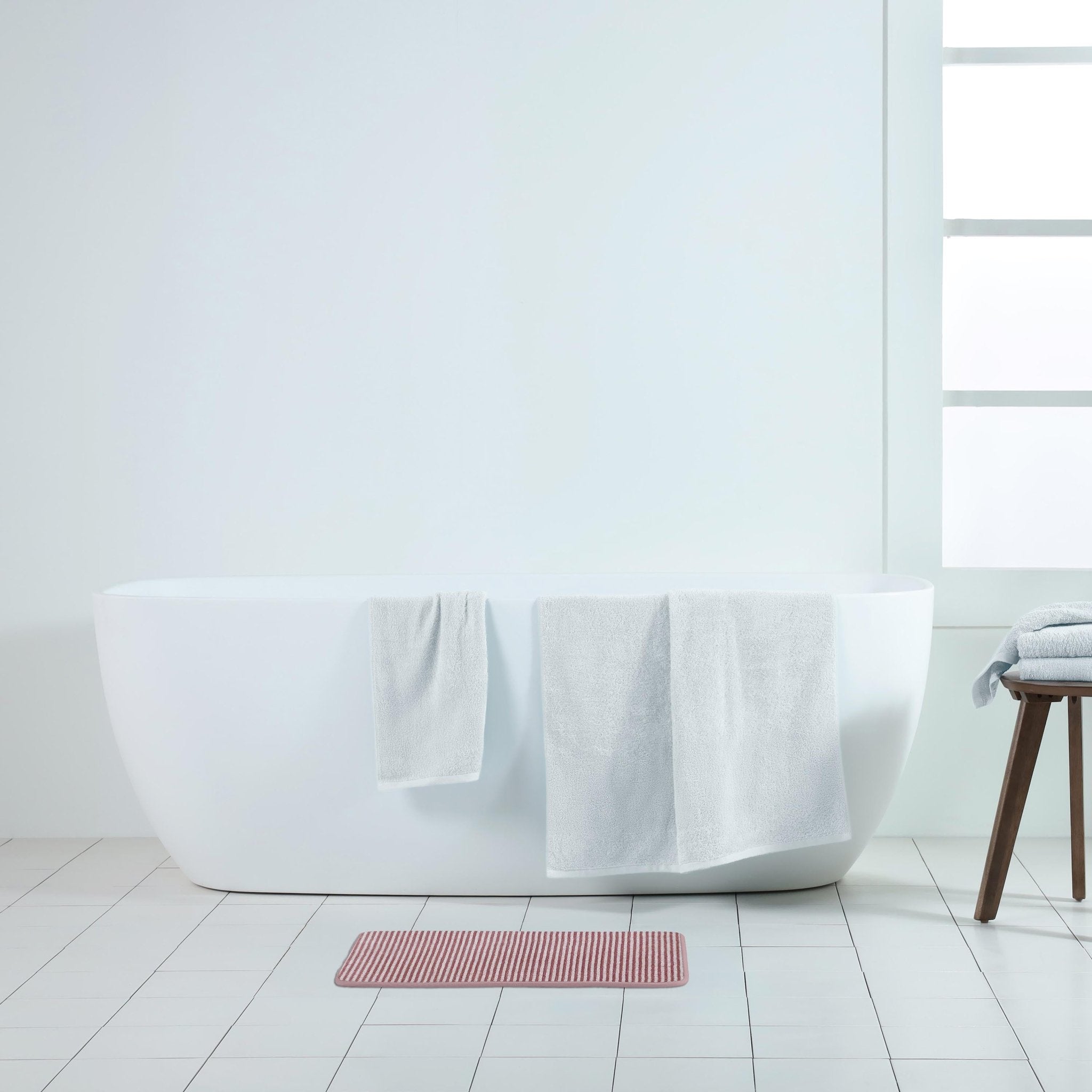 Vellux Bliss Non-Skid Backing Memory Foam Bath Rug