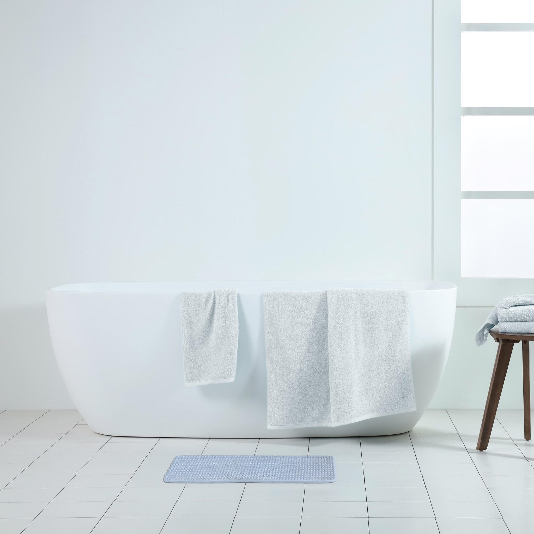 Vellux Bliss Non-Skid Backing Memory Foam Bath Rug