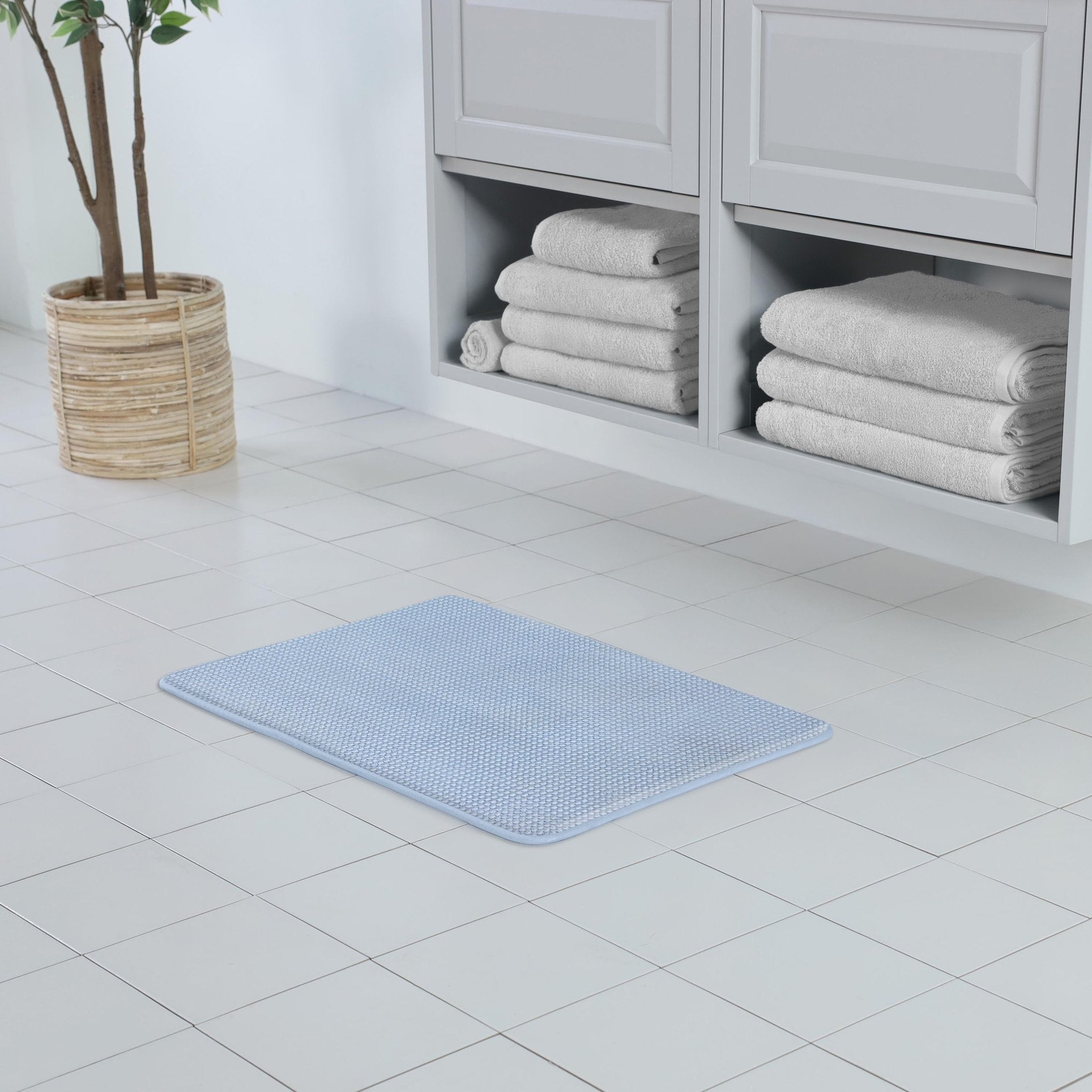 Vellux Bliss Non-Skid Backing Memory Foam Bath Rug