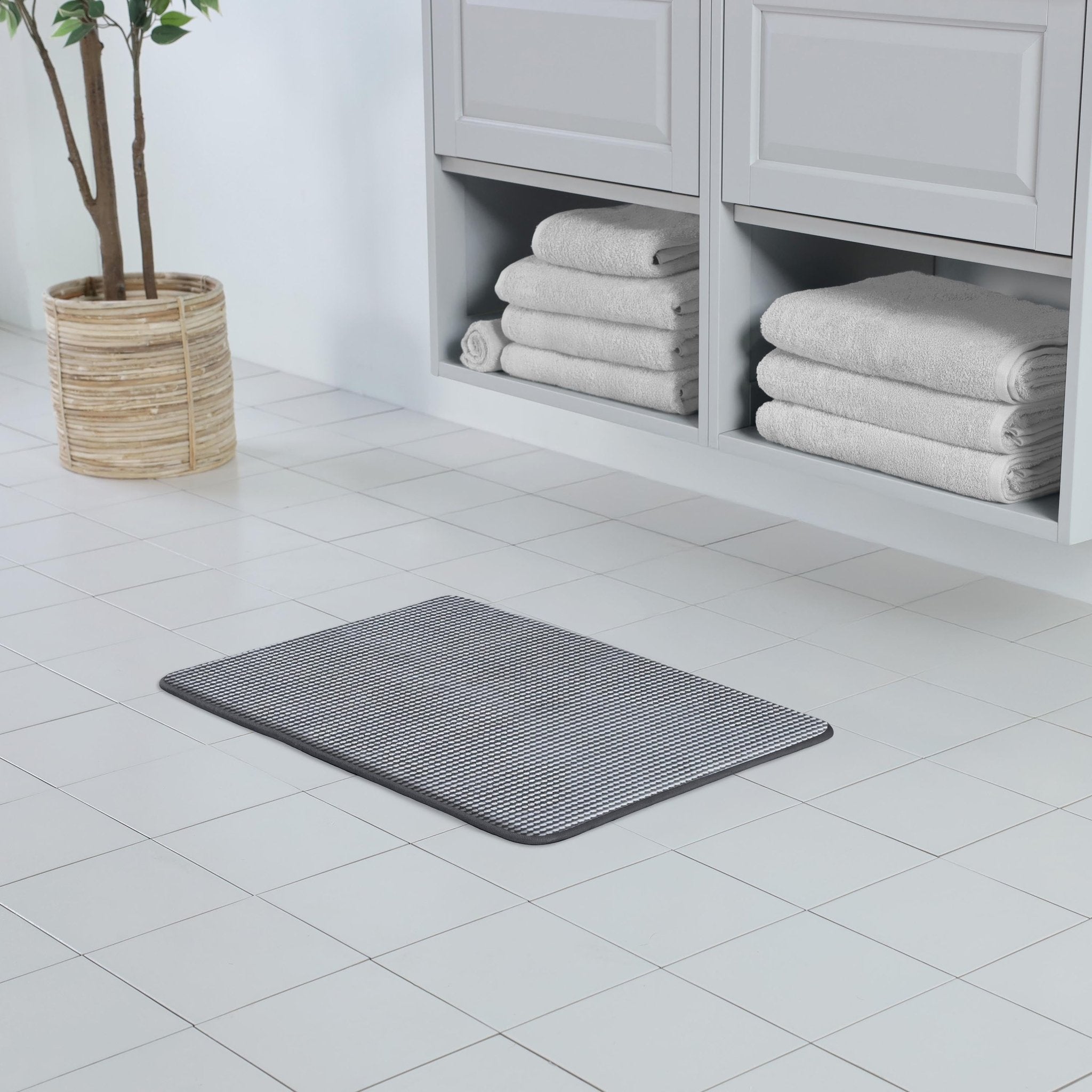 Vellux Bliss Non-Skid Backing Memory Foam Bath Rug