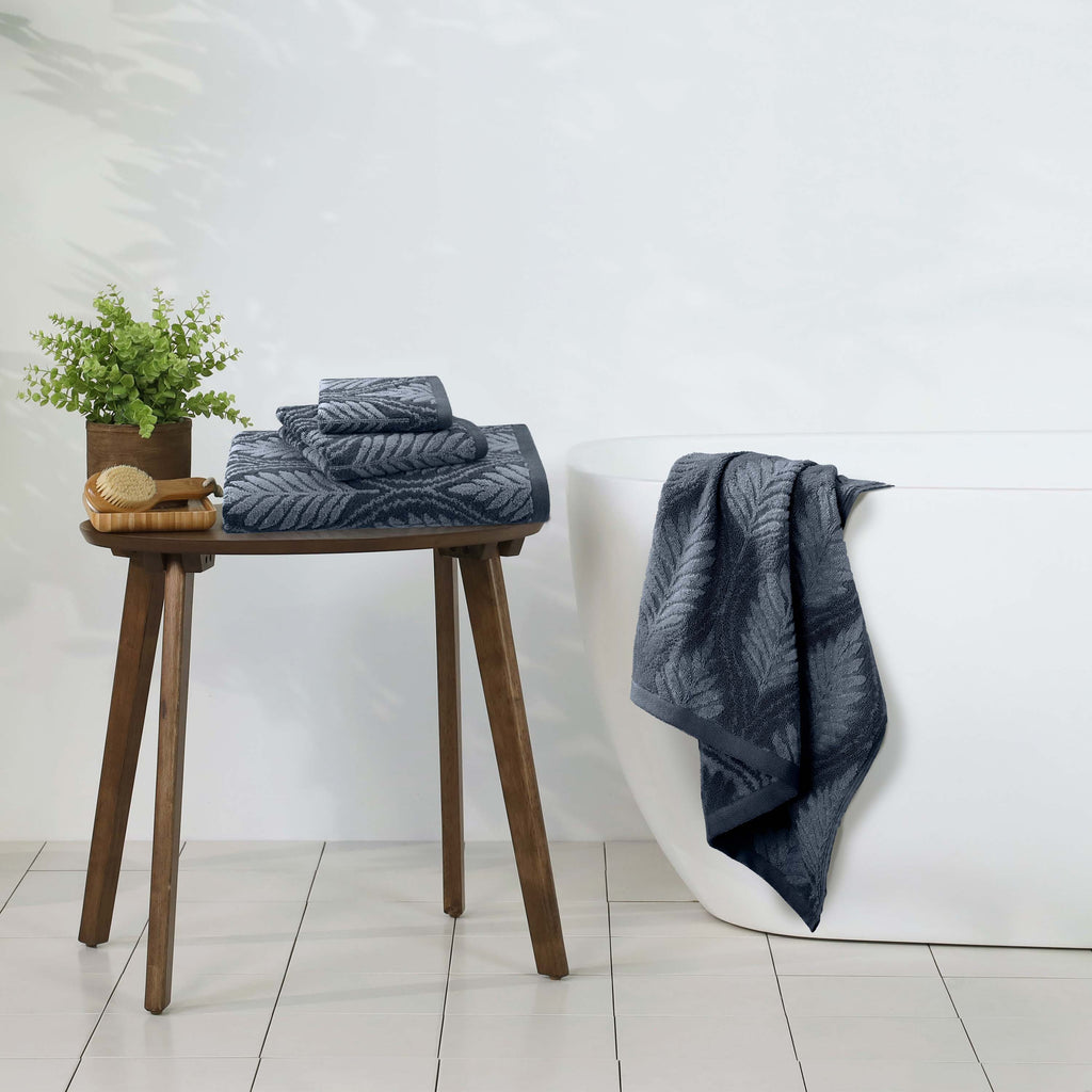 2-Martex-Restore-Bath-Towel-Navy-Lifestyle1-3000px.jpg