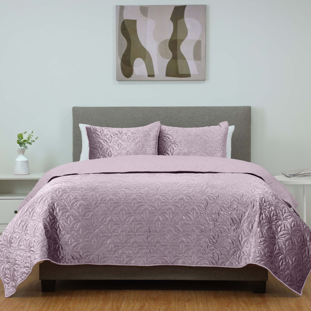 Lemon Tree Lilith Mauve Velvet Quilt Set – WestPoint Home