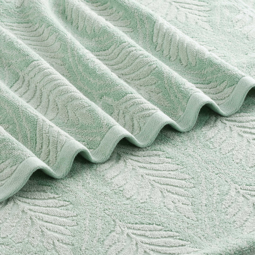 6-Martex-Restore-Bath-Towel-Sage-Detail-3000px.jpg