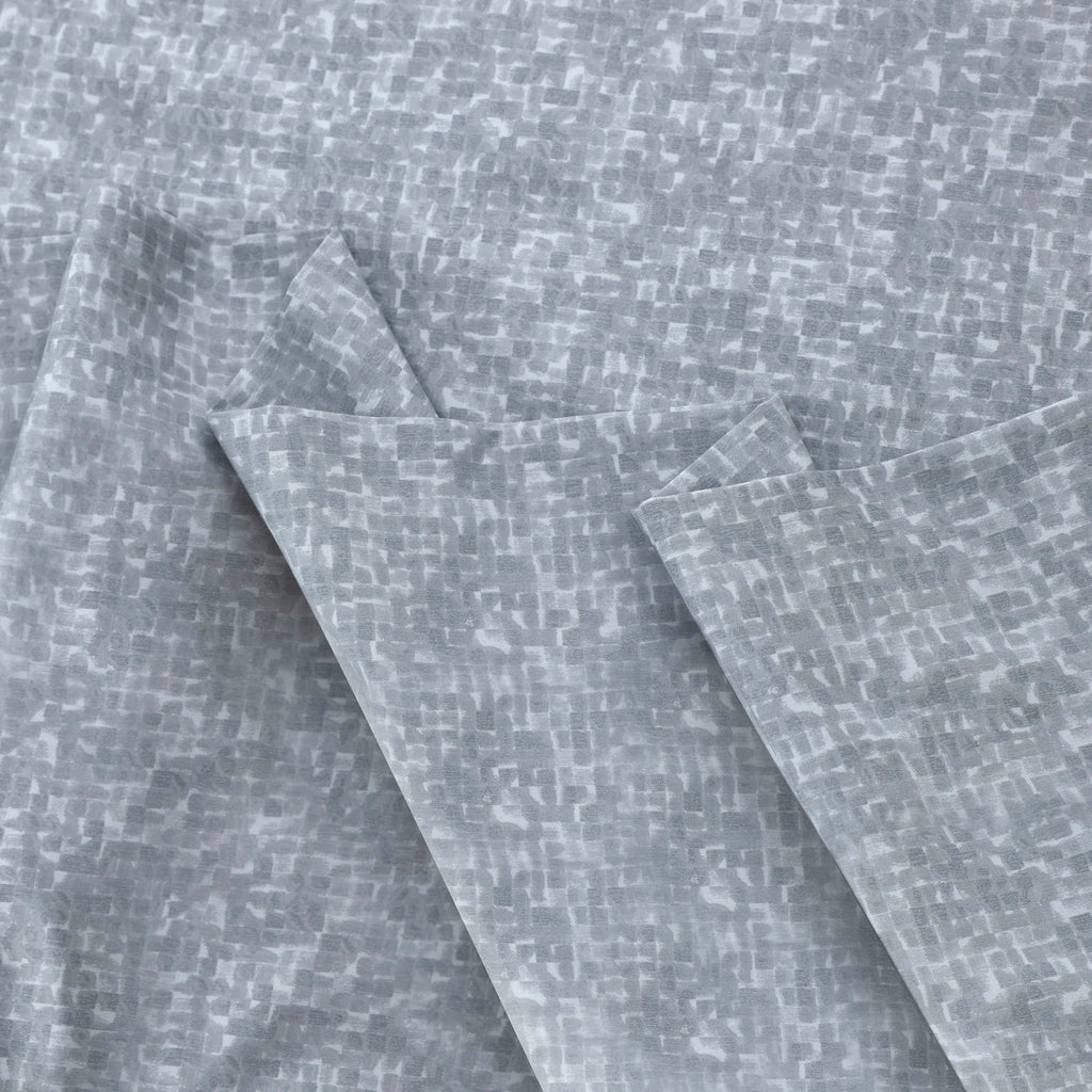 7-Martex-Restore-SheetsSet-EchoCharcoal-HemDetail-3000px.jpg