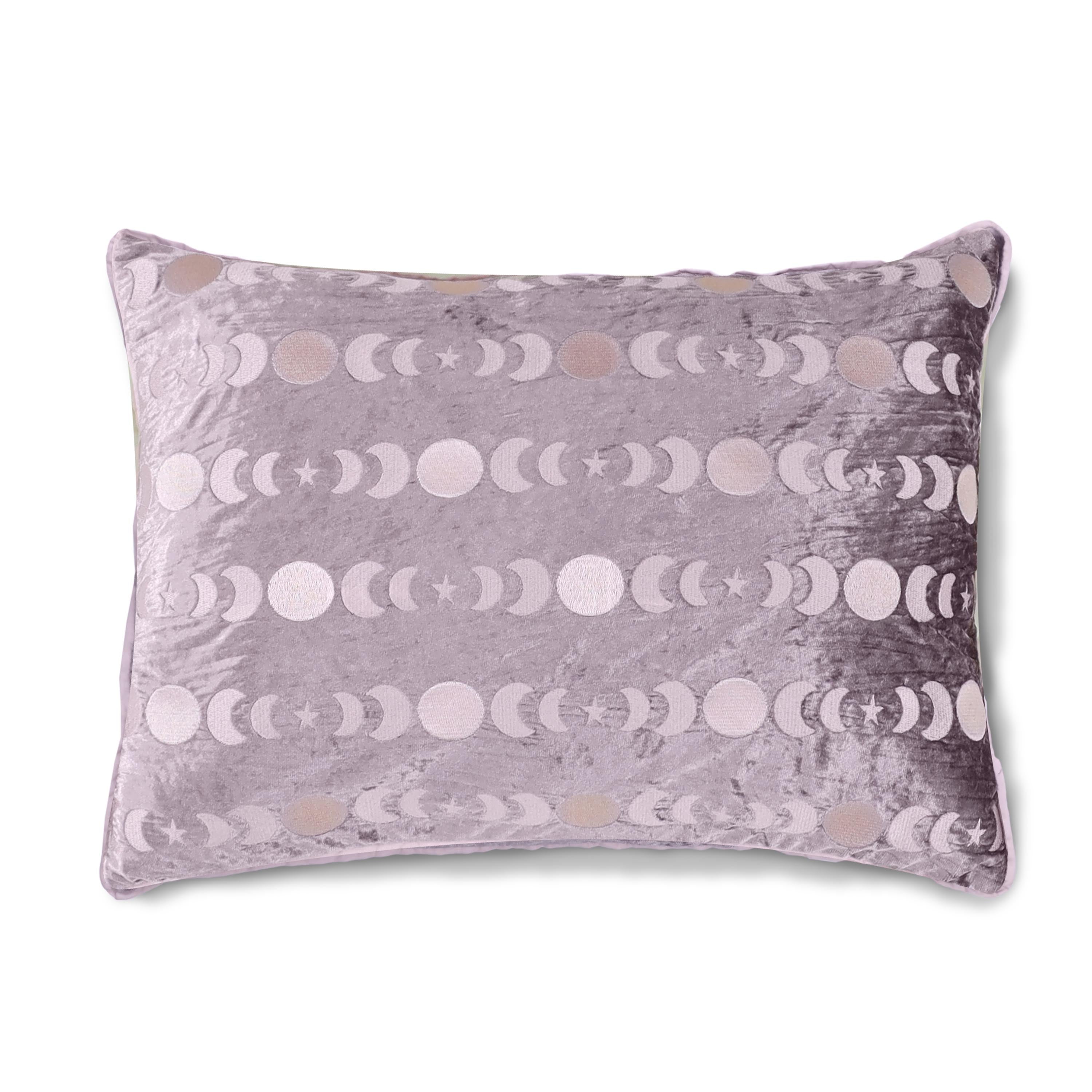 LemonTree-DecPillow-MoonPhases-SILO-Face-3000px.jpg