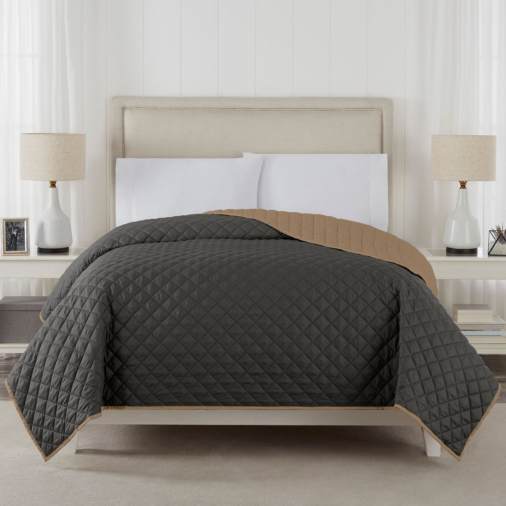 Martex-AAFES-RevCoverlet-GraphiteKhaki-HeadOn-3000px.jpg