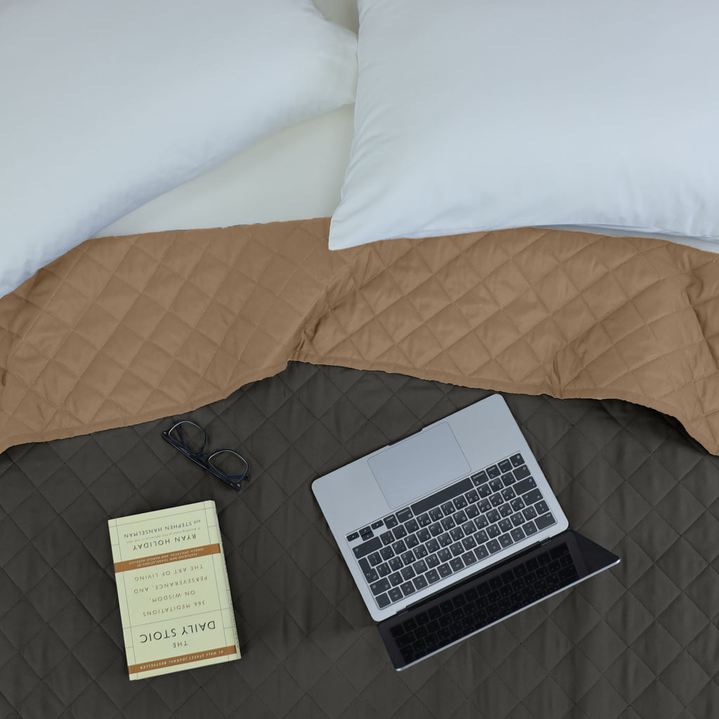 Martex-AAFES-RevCoverlet-GraphiteKhaki-Overhead-3000px.jpg