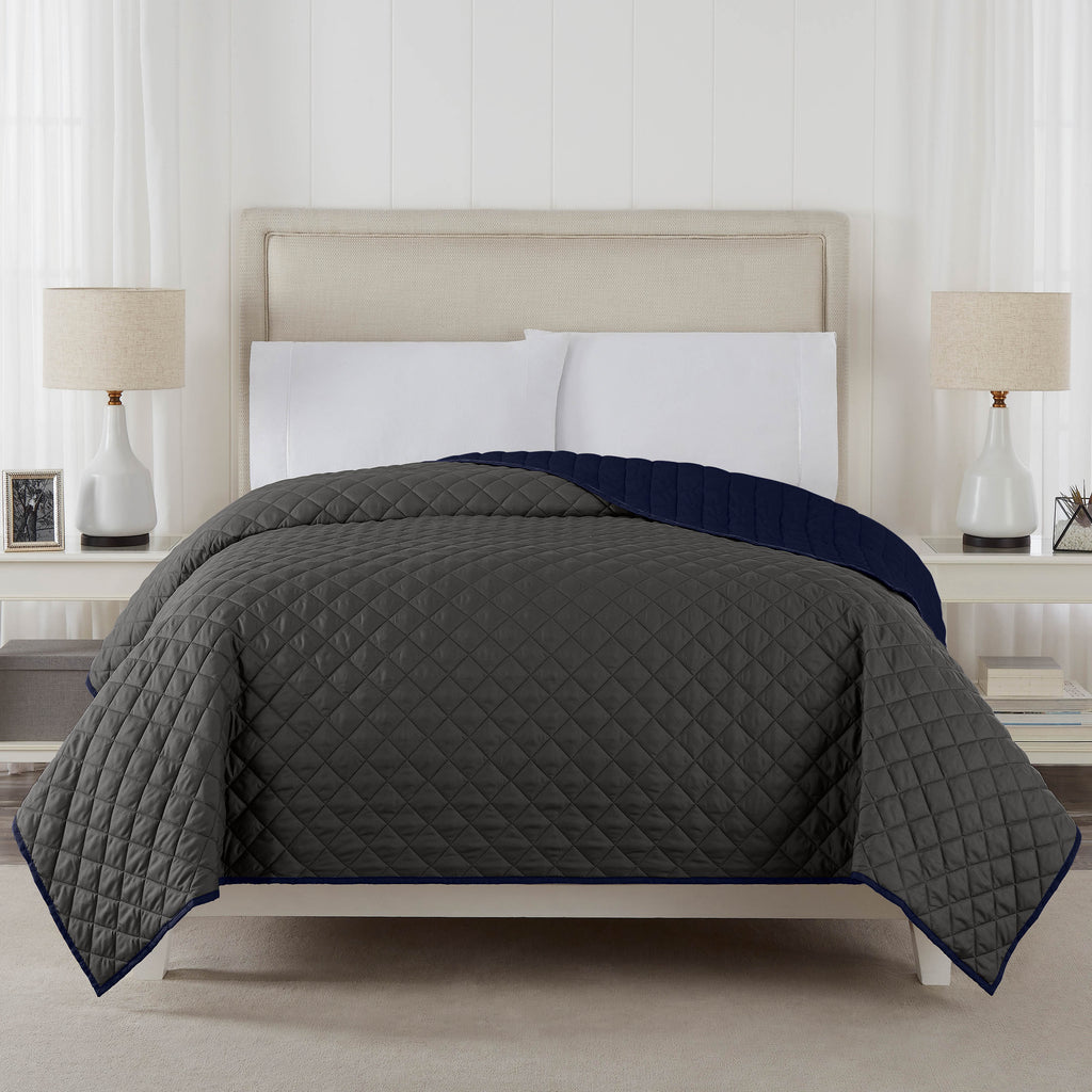 Martex-AAFES-RevCoverlet-GraphiteNavy-HeadOn-3000px.jpg