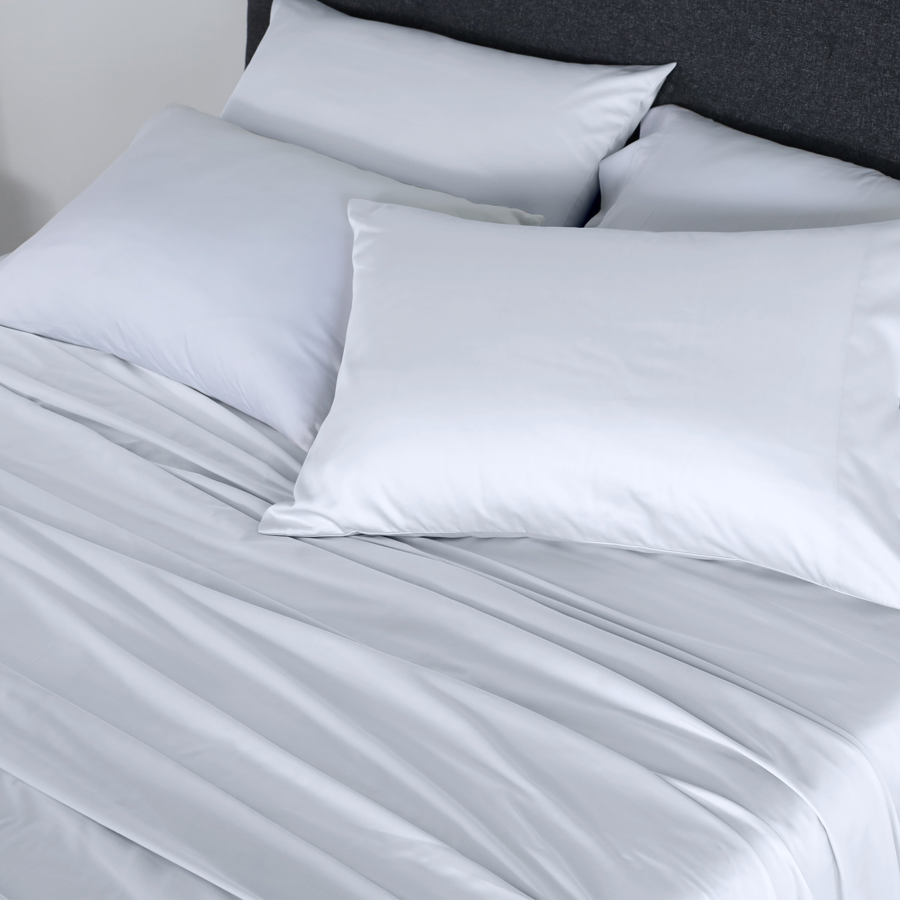 Martex-Brrr-SheetSet-T300-Solid-White-Overhead-DETAIL-3000px.jpg