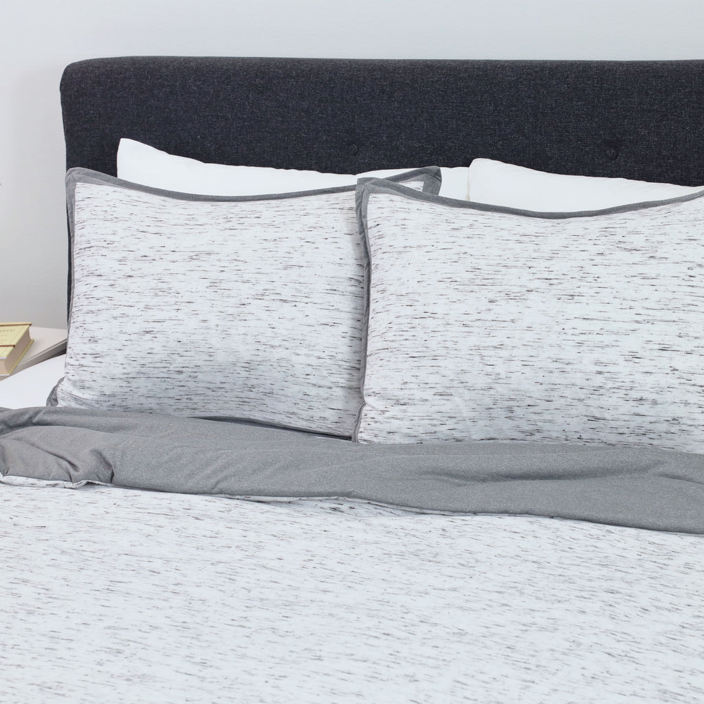 Martex-EasyLiving-ComforterSet-Theo-CloseUp-3000px.jpg
