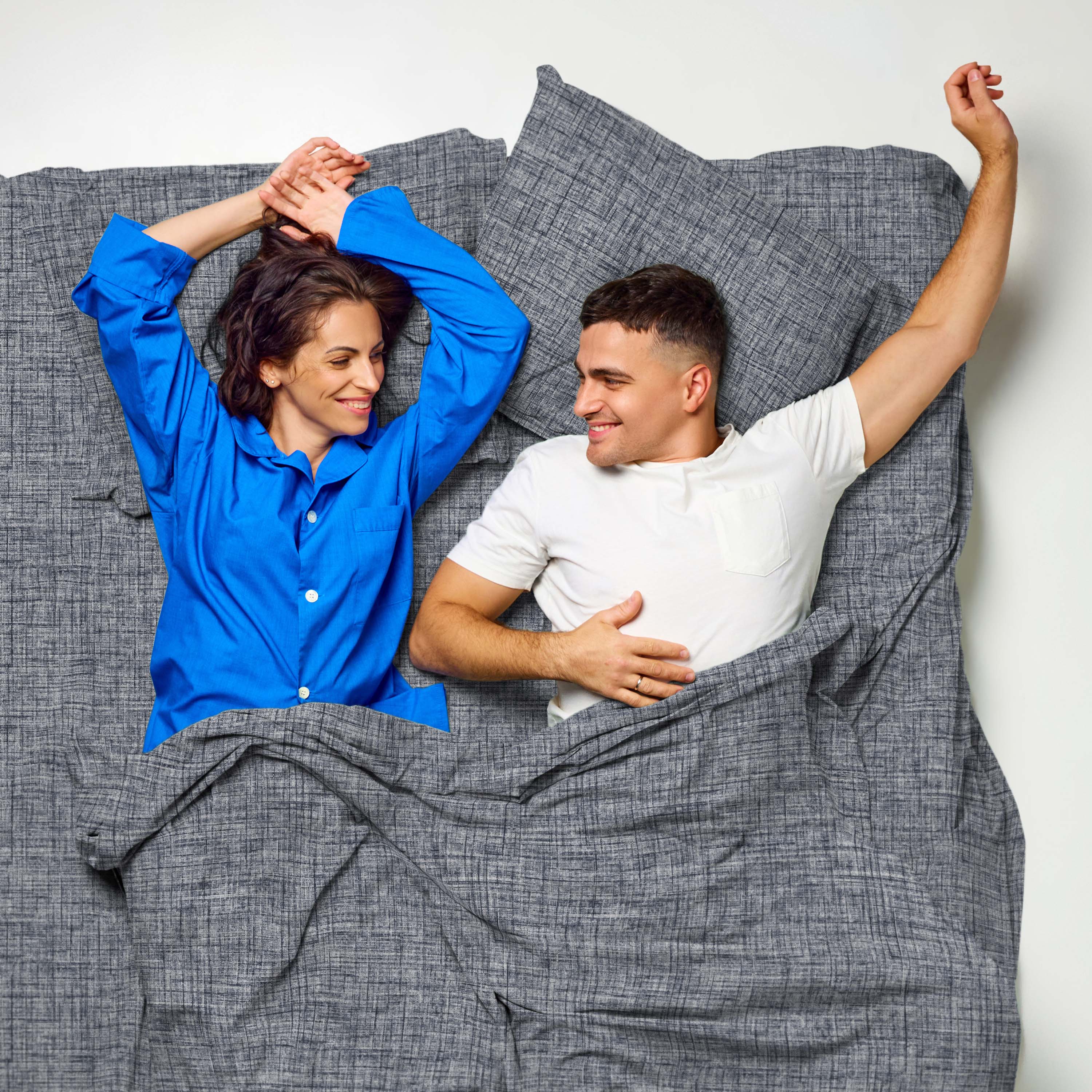 Martex-EasyLiving-Microfiber-SheetSet-CrosshatchLTBlue-Lifestyle-3000px.jpg