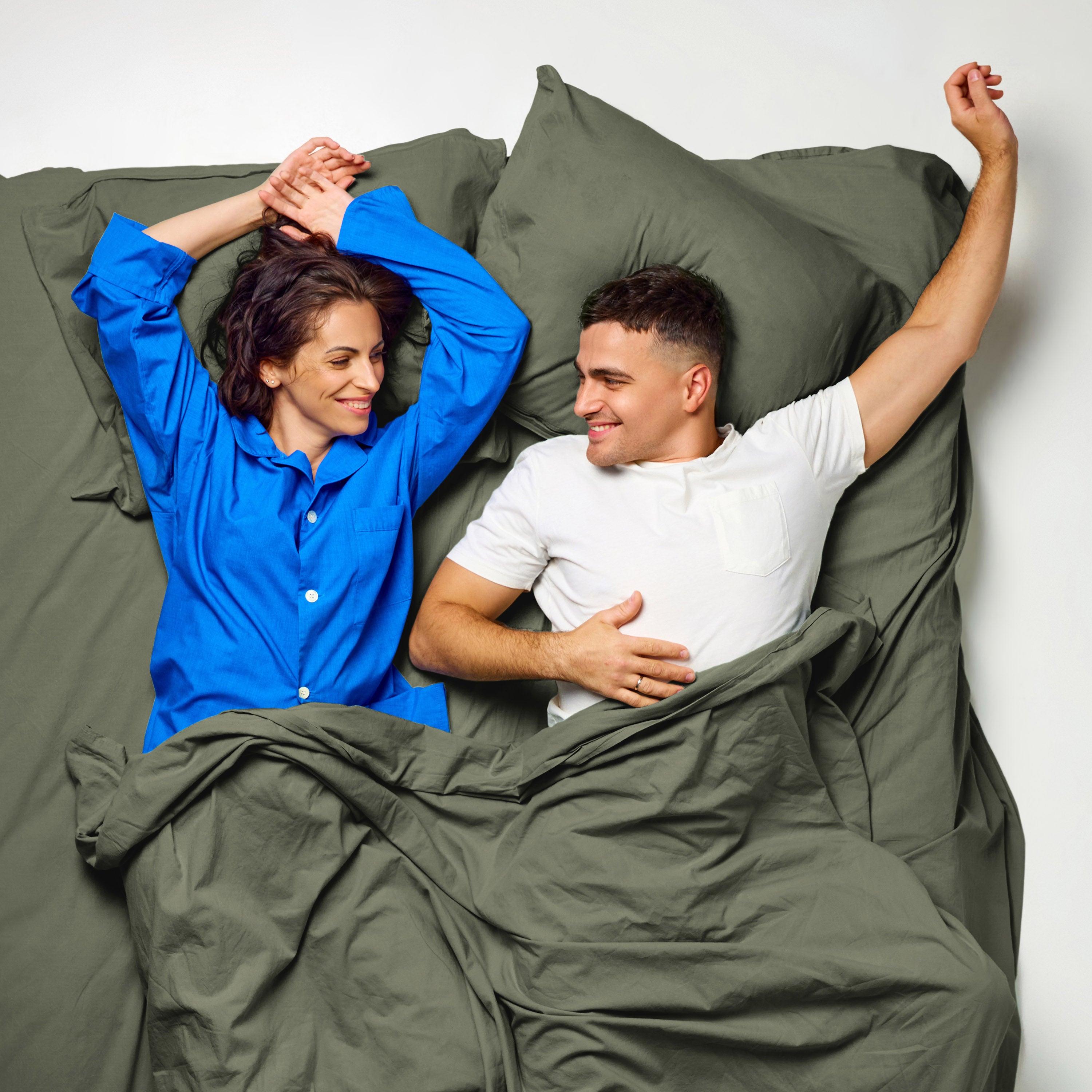 Martex-EasyLiving-Microfiber-SheetSet-OliveNight-Lifestyle-3000px.jpg