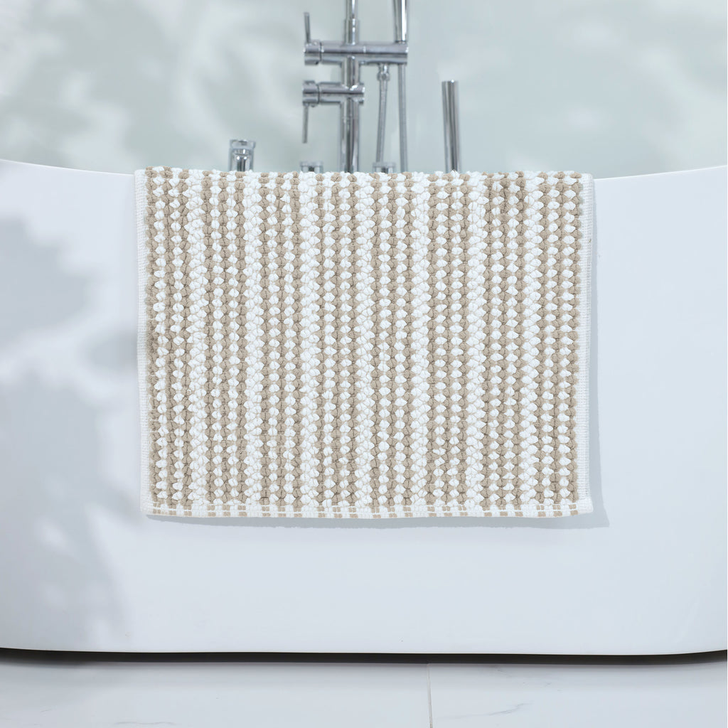 MartexRestore-BathRug-ContrastStripe-Sand-Tub-HeadOn-3000px.jpg