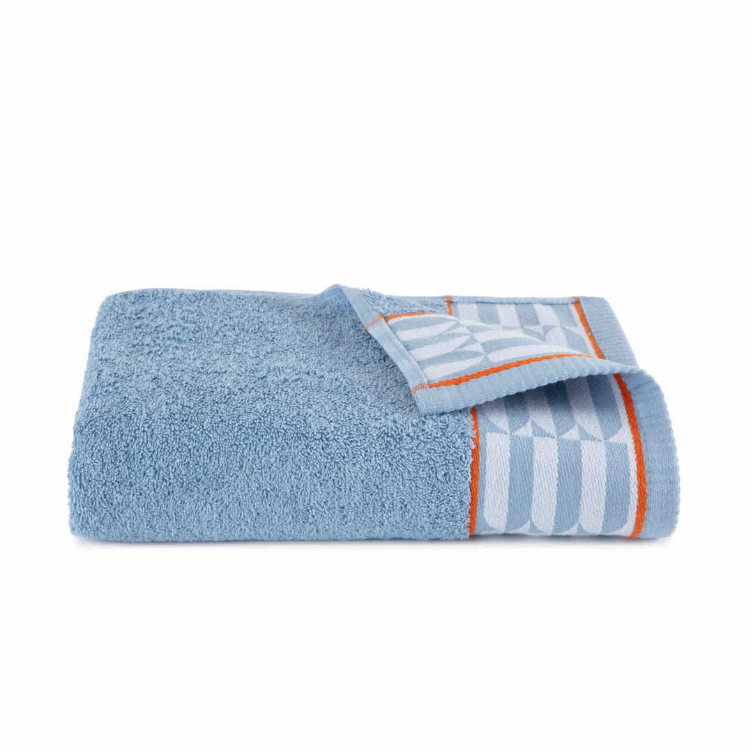 OEKO-TEX ~ Seven (7) ~ Bath Towels ~ Like New