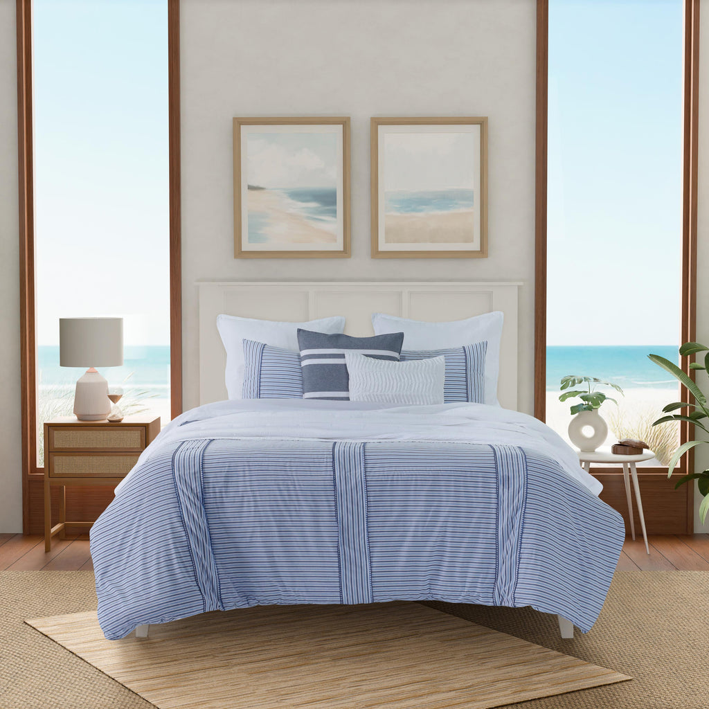 ST-Amelia-ComforterSet-OceanIsle-QuiltSet-HeadOn-3000px.jpg