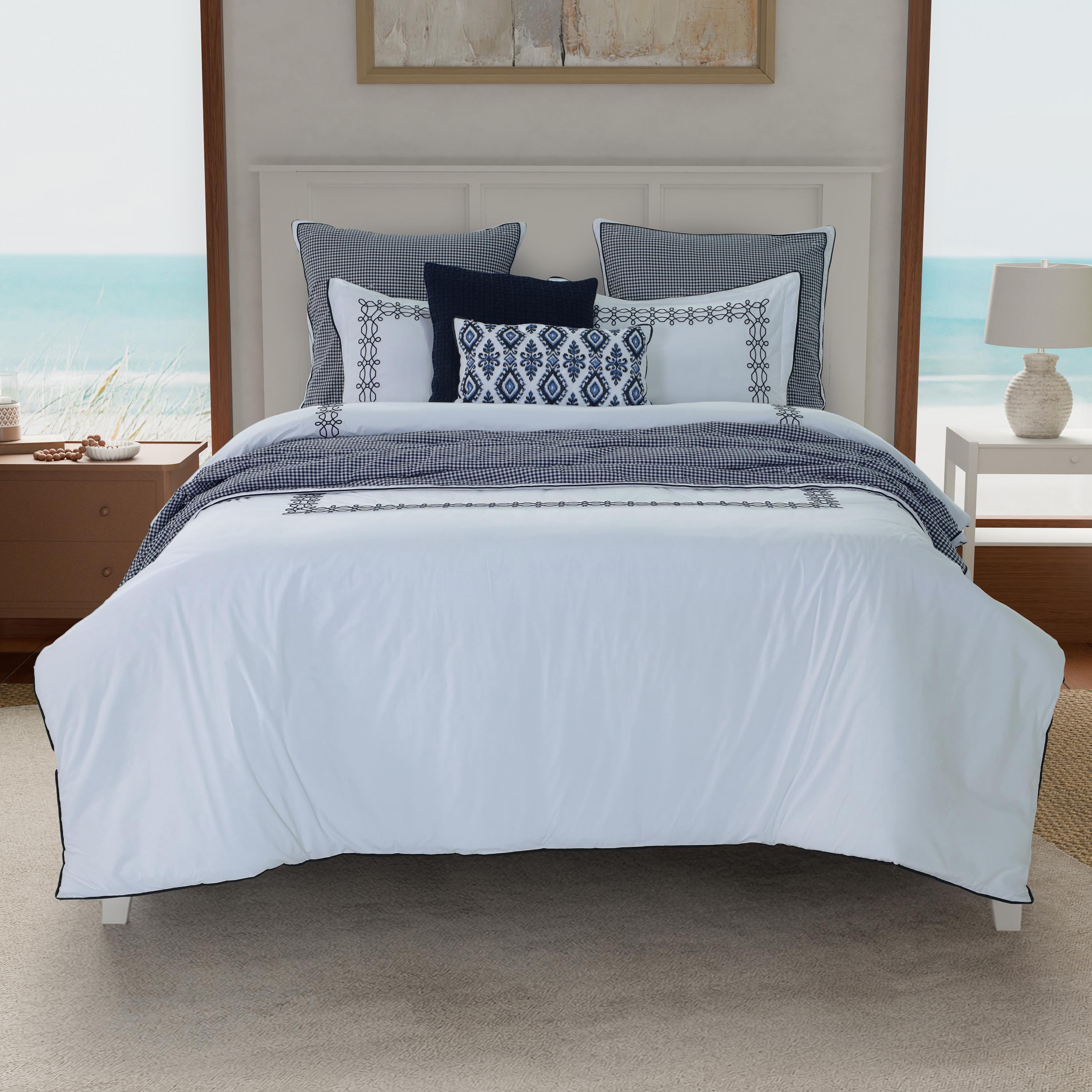 ST-SagHarbor-ComforterSet-QuiltSet-HeadOn-3000p.jpg