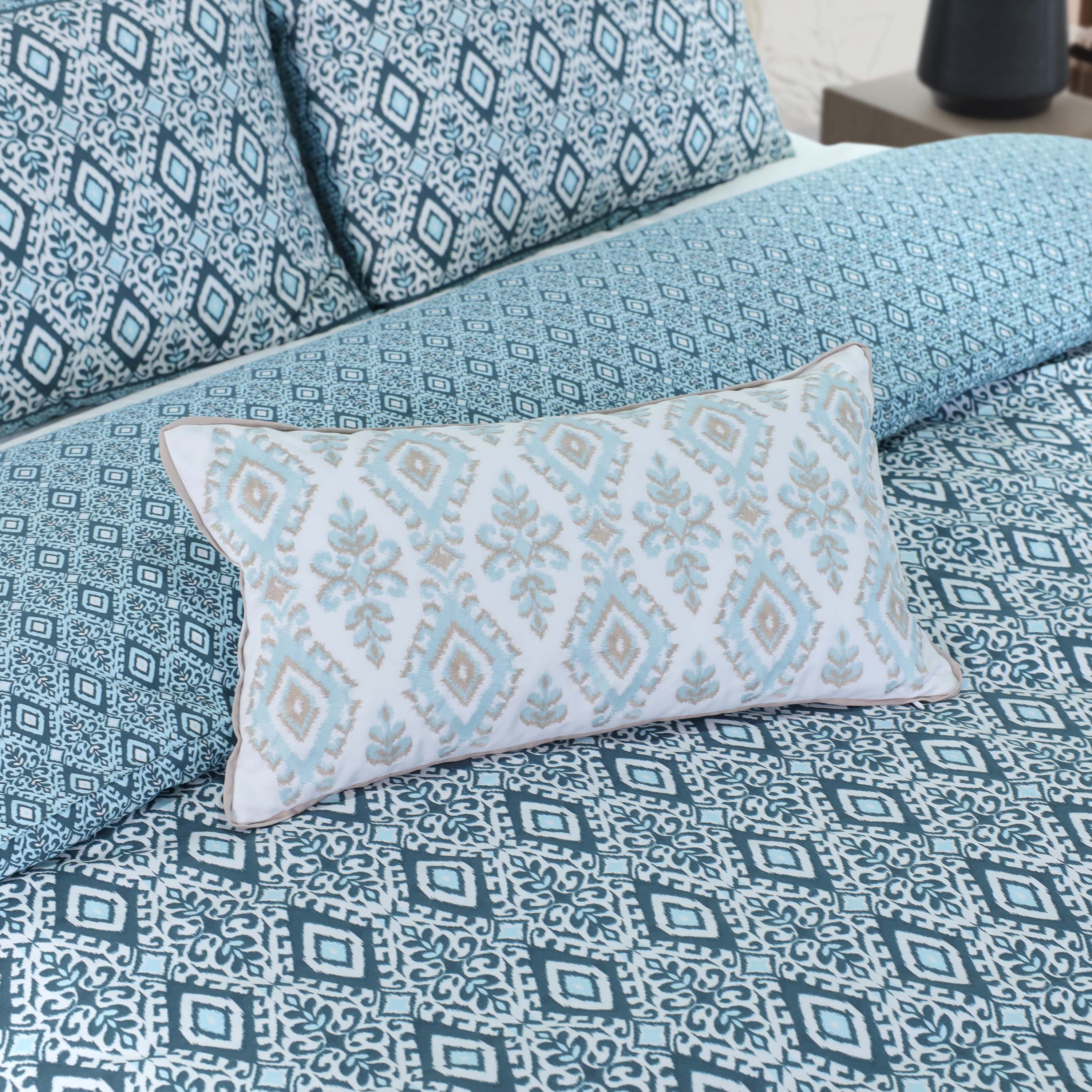 ST-Summerfield-DecPillow-Jade-MAIN-SummerfieldCS-3000px.jpg