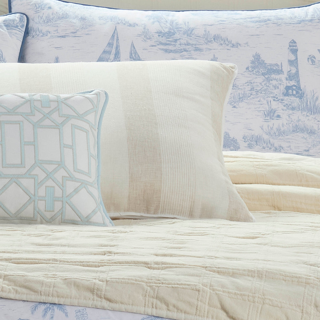 SouthernTide-BattanLinen-DecPillow-Bed-CloseUp-3000px.jpg