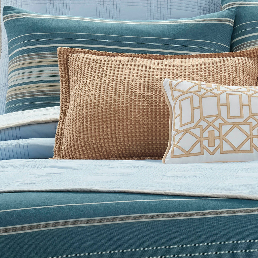 SouthernTide-Dune-DecPillow-Bed-CloseUp-3000px.jpg