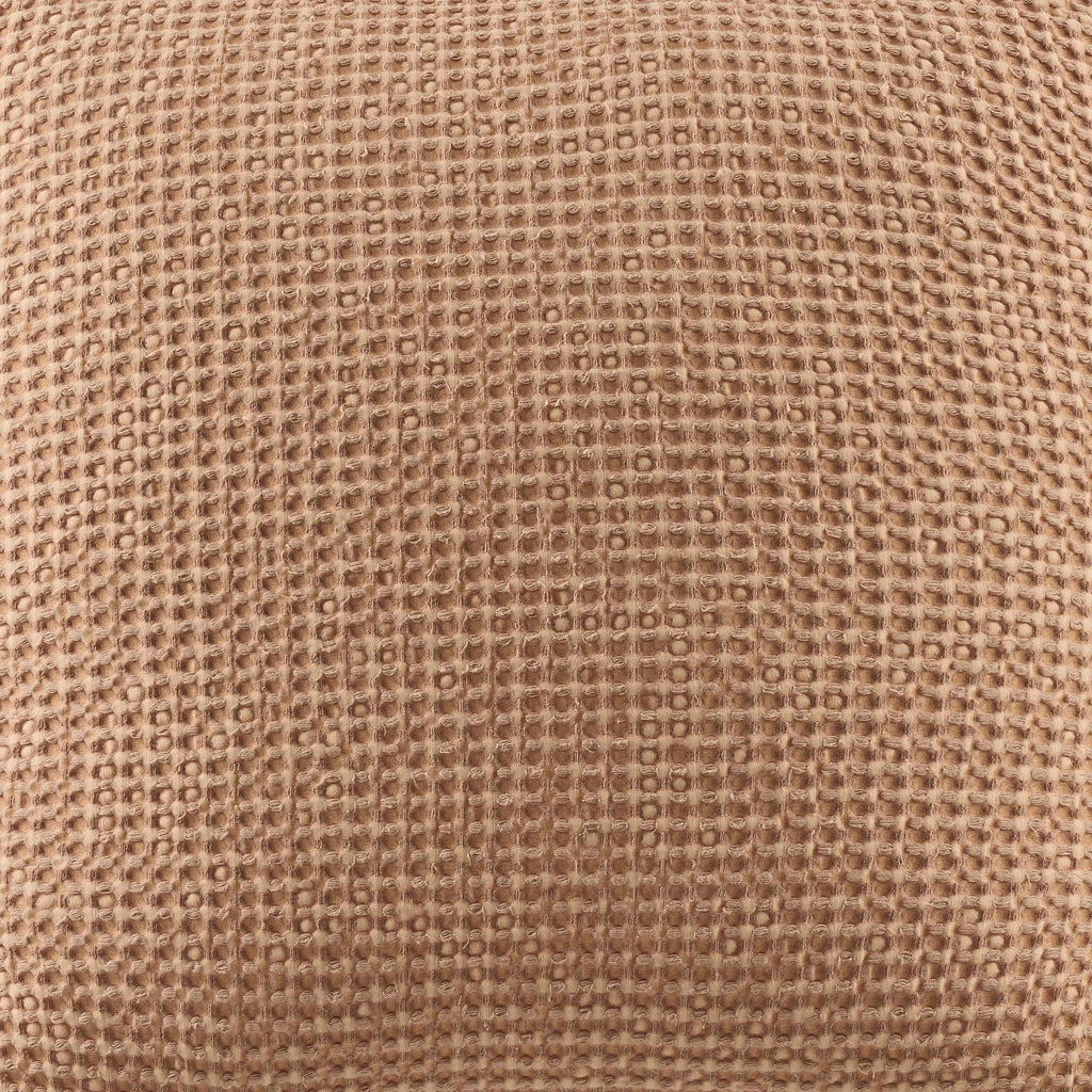 SouthernTide-Dune-DecPillow-Detail-3000px.jpg