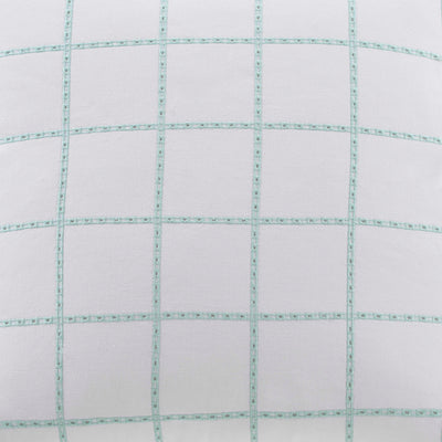 SouthernTide-EyeletGreen-DecPillow-Detail-3000px.jpg