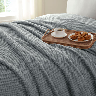 Vellux-Blanket-PlushTextured-Charcoal-Bed-Closeup-3000px.jpg