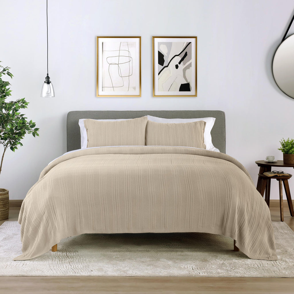 Vellux-BlanketSet-Malmo-SoftTaupe-HeadOn-3000px.jpg