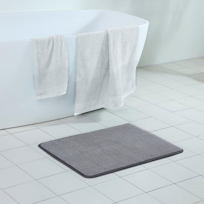 Vellux-Bliss-MemoryFoam-BathRug-MidnightBlack-20x30in-Angle-3000px.jpg