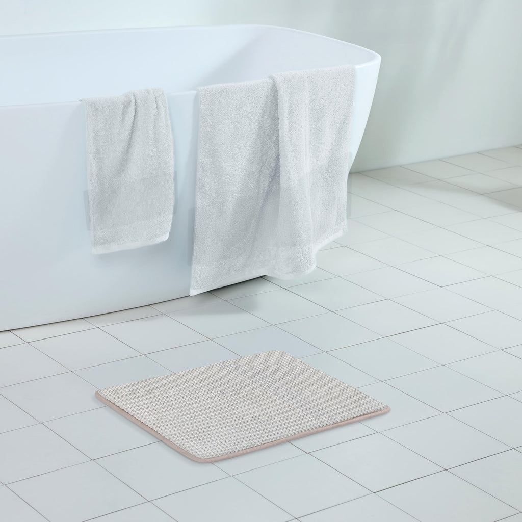 Vellux-Bliss-MemoryFoam-BathRug-Sand-17x24in-Angle-3000px.jpg