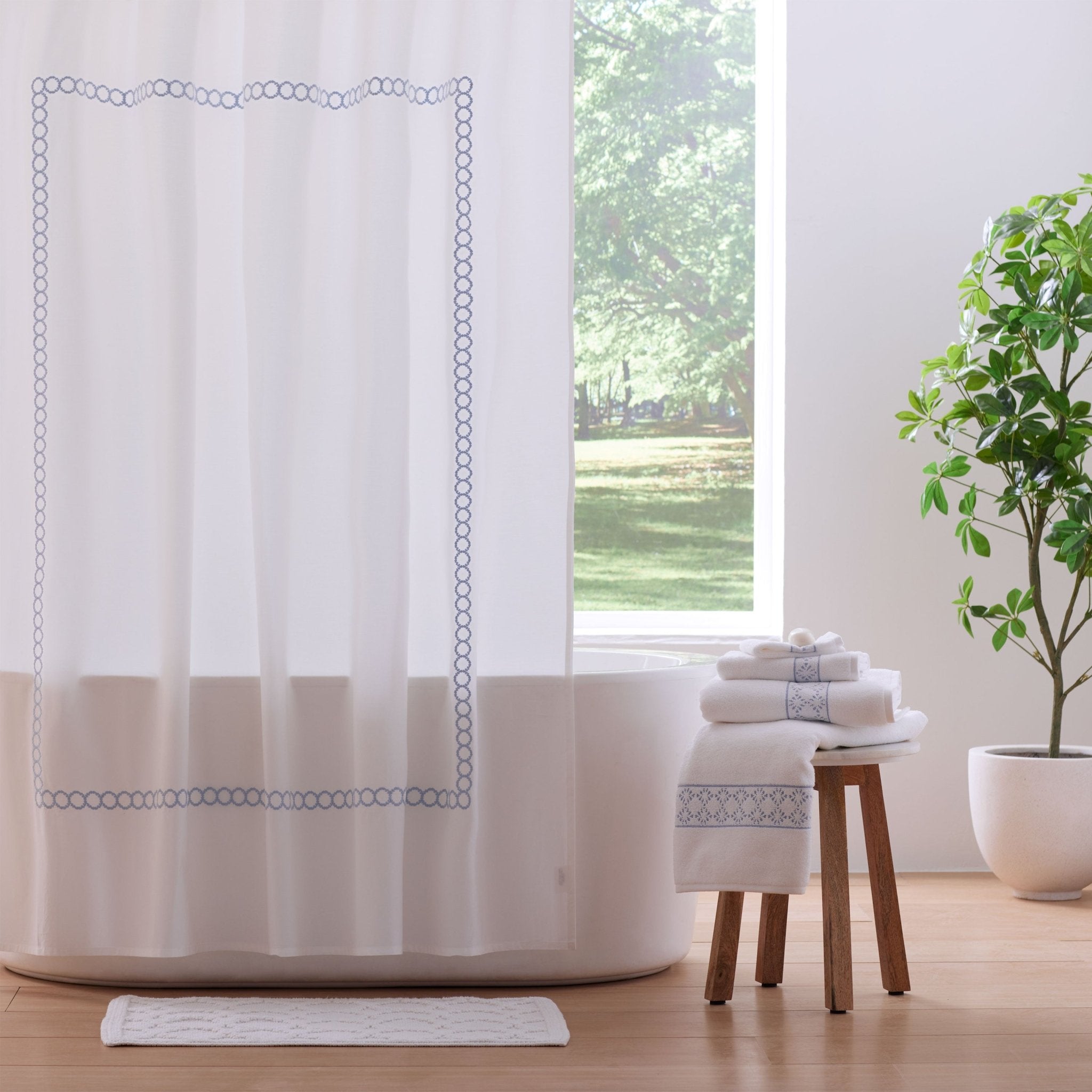 Clean Design Home Allergen Barrier Savoy 100% Cotton 300 Thread Count Shower Curtain