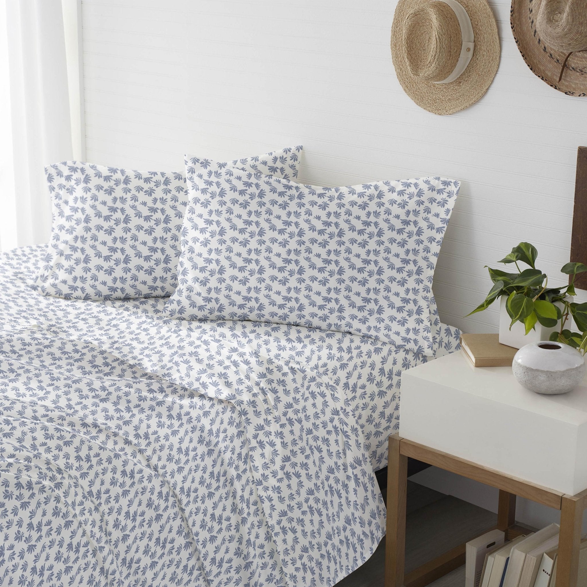 Southern Tide Coastal Jasmine 100% Cotton Blue Sheet Set