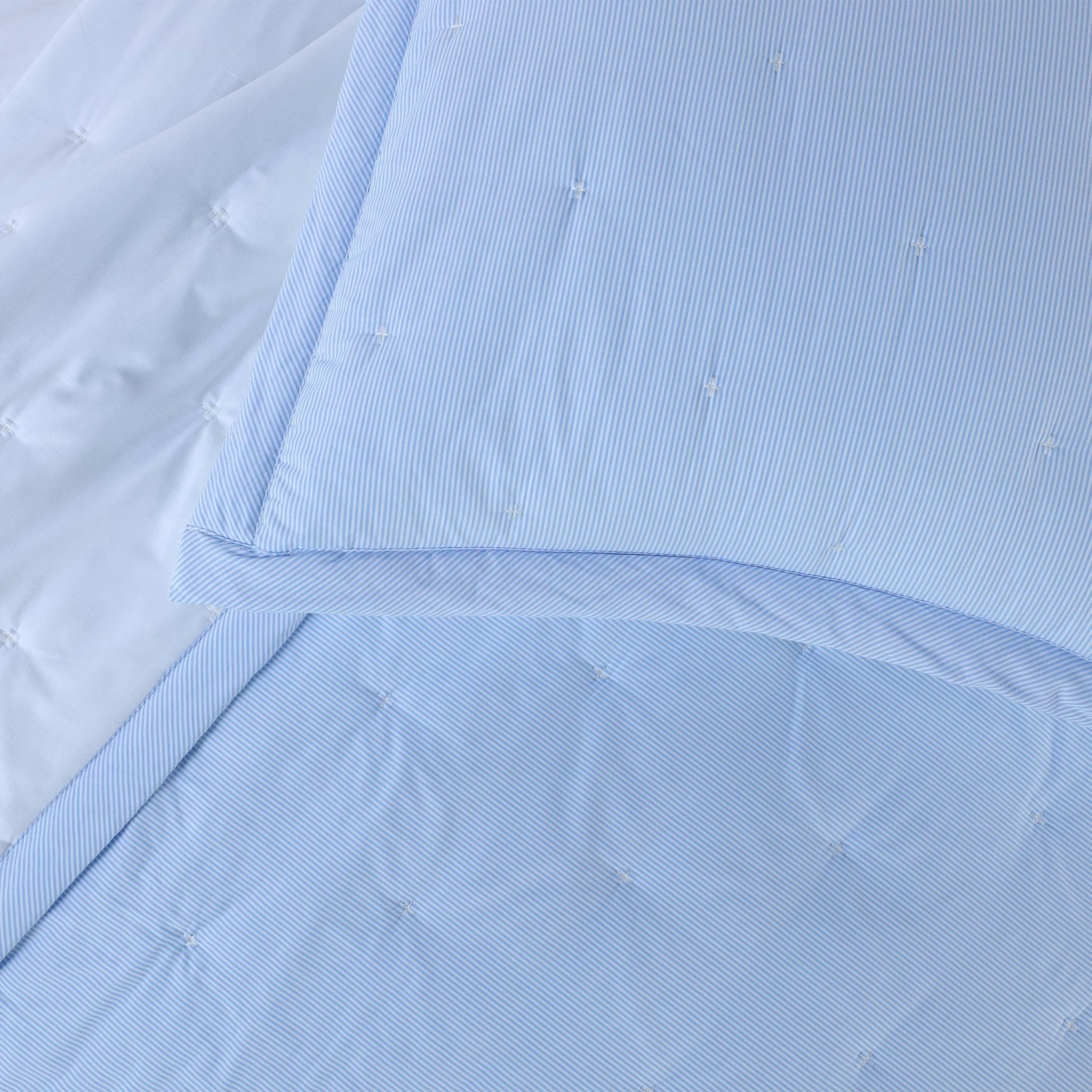 Southern Tide Darien Blue/White Quilt and Euro