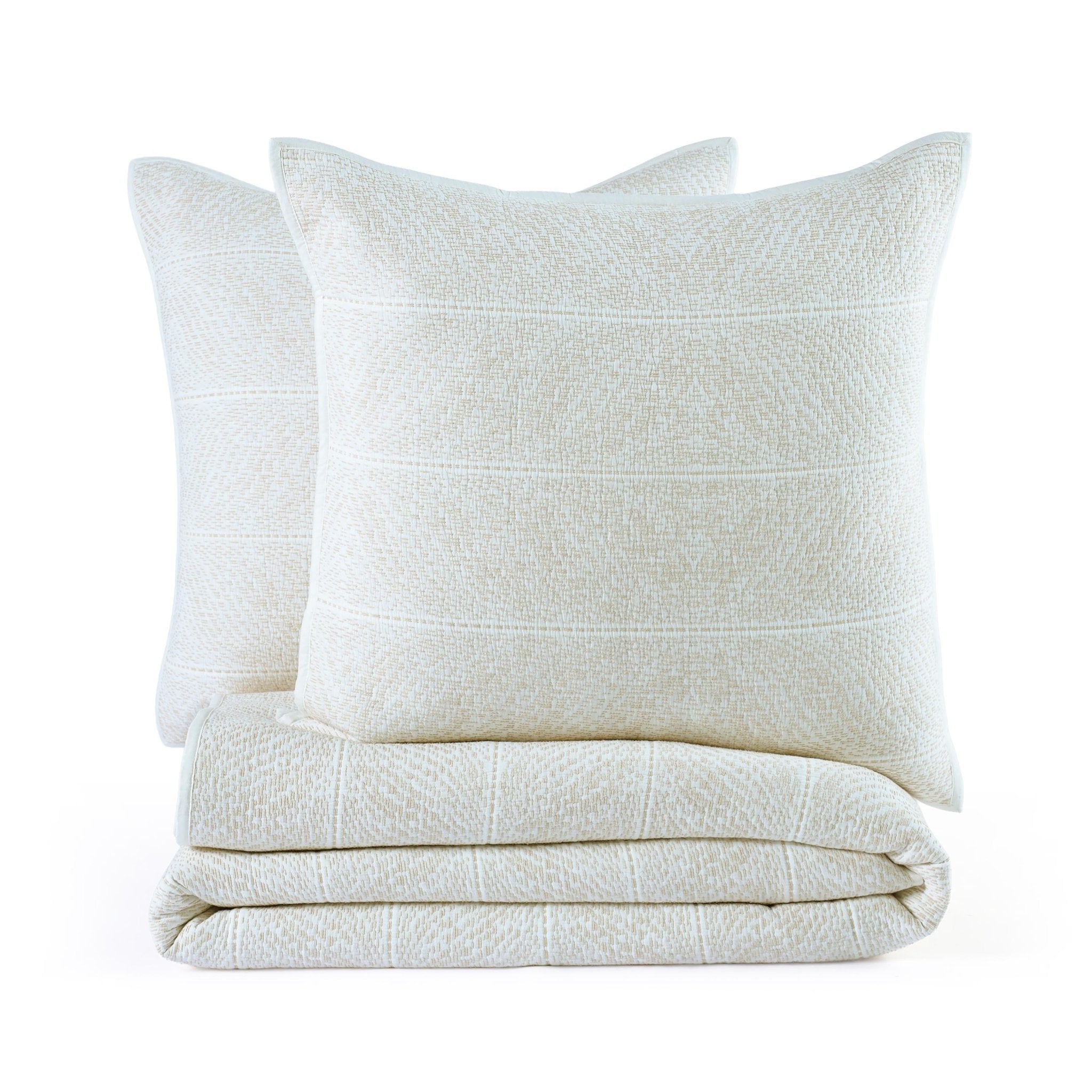 Southern Tide Tideline Coverlets White Sand Quilt and Euro