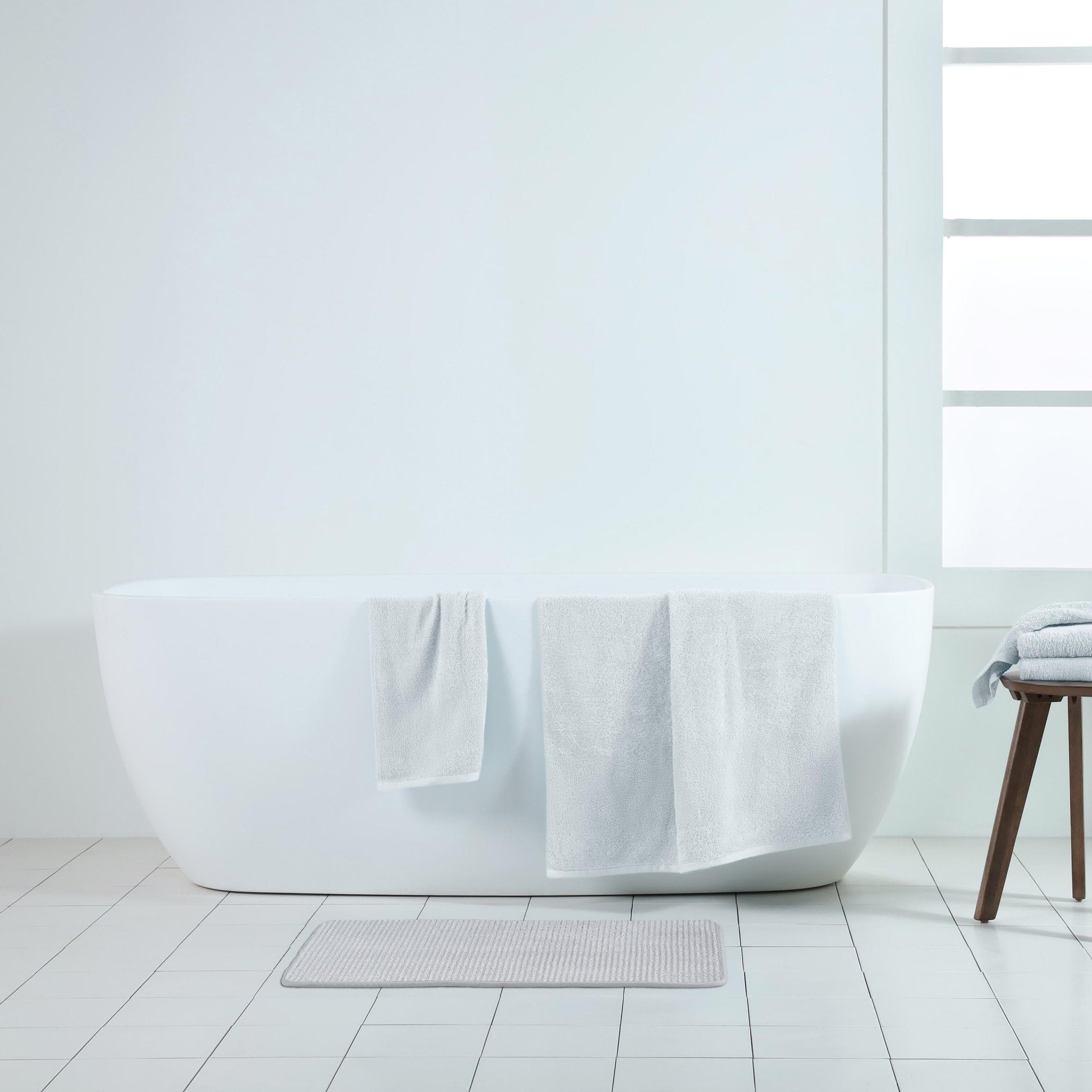 Vellux Bliss Non-Skid Backing Memory Foam Bath Rug