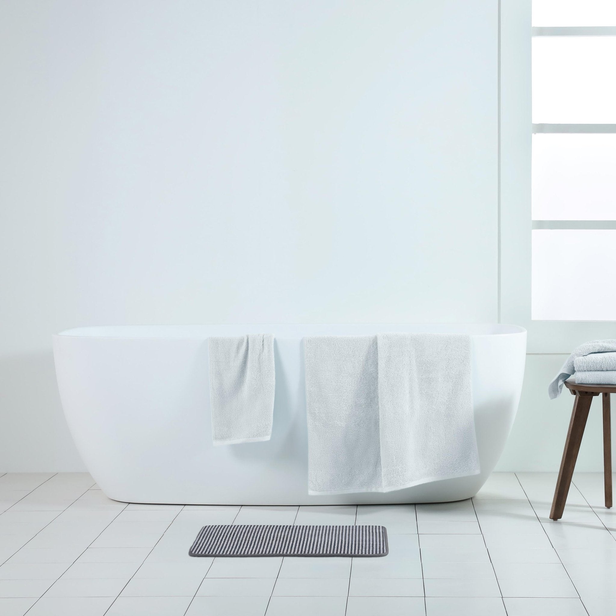 Vellux Bliss Non-Skid Backing Memory Foam Bath Rug