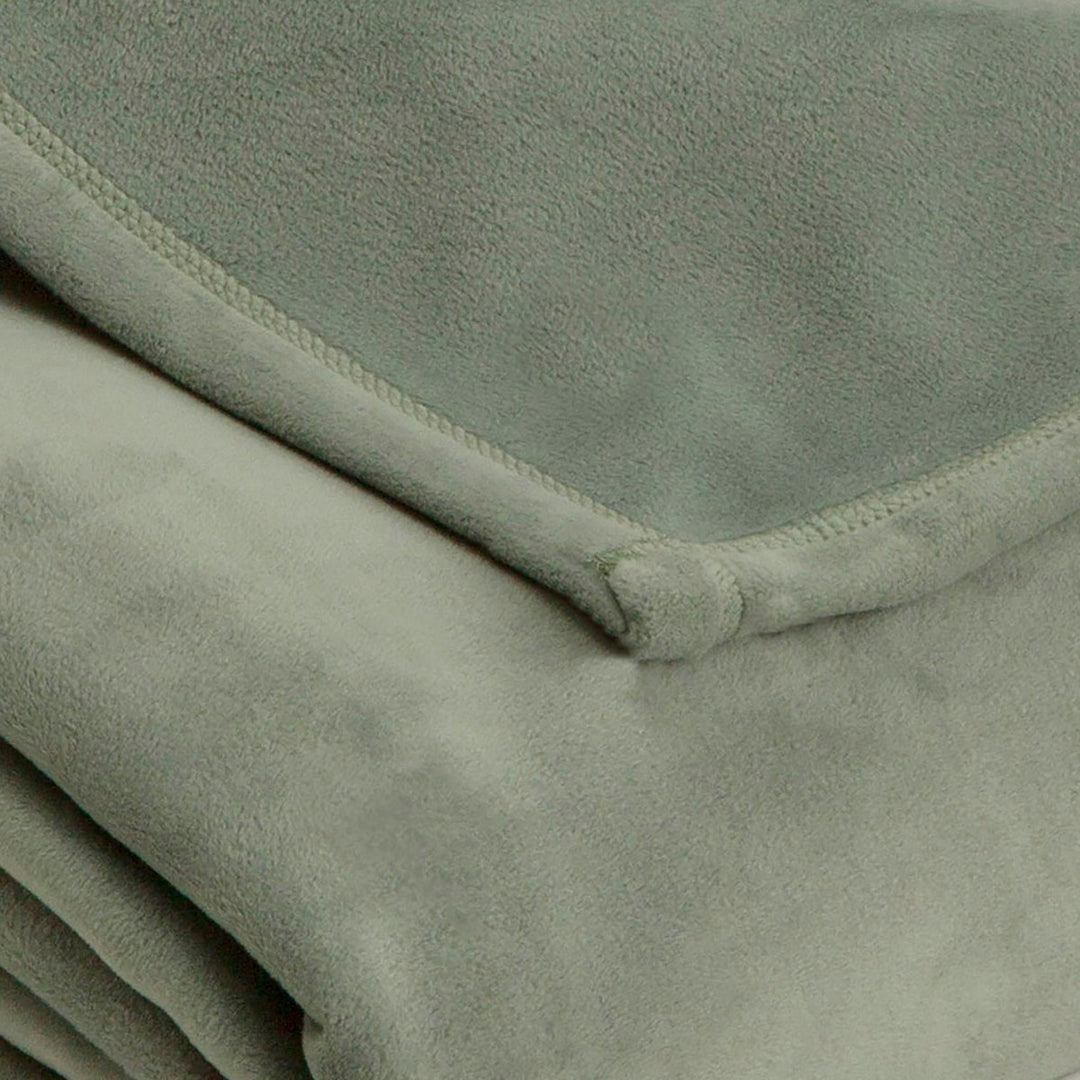 Vellux Fleece Blanket Twin Size Bed Blanket - All Season Warm Lightweight  Super Soft Throw Blanket - Blue Blanket - Hotel Quality- Plush Blanket for